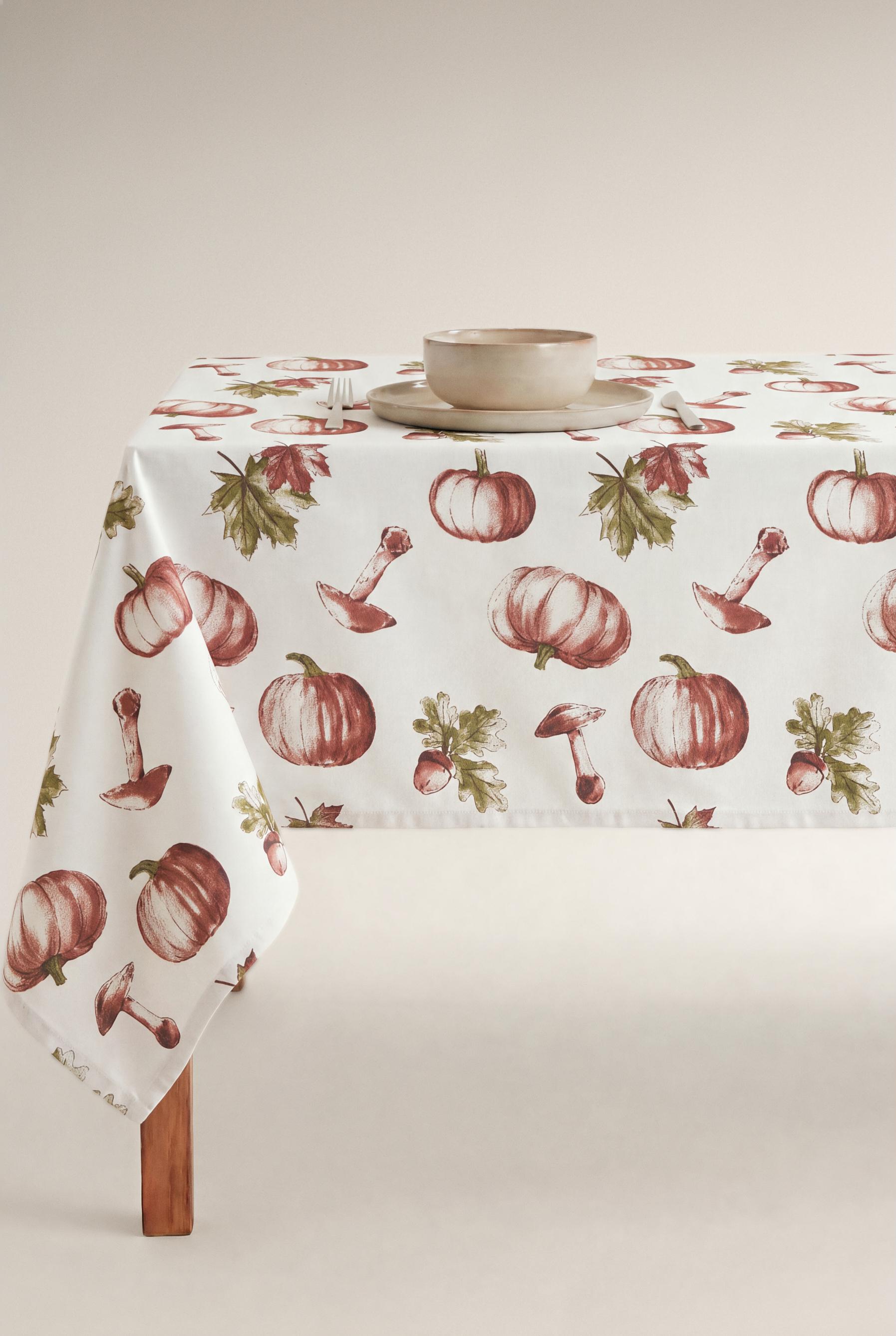 Mantel water repellent estampado 140 x 240 cm