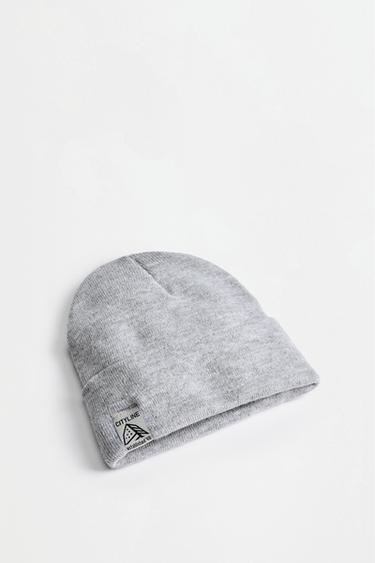 Knit beanie with label — GREY MARL 2