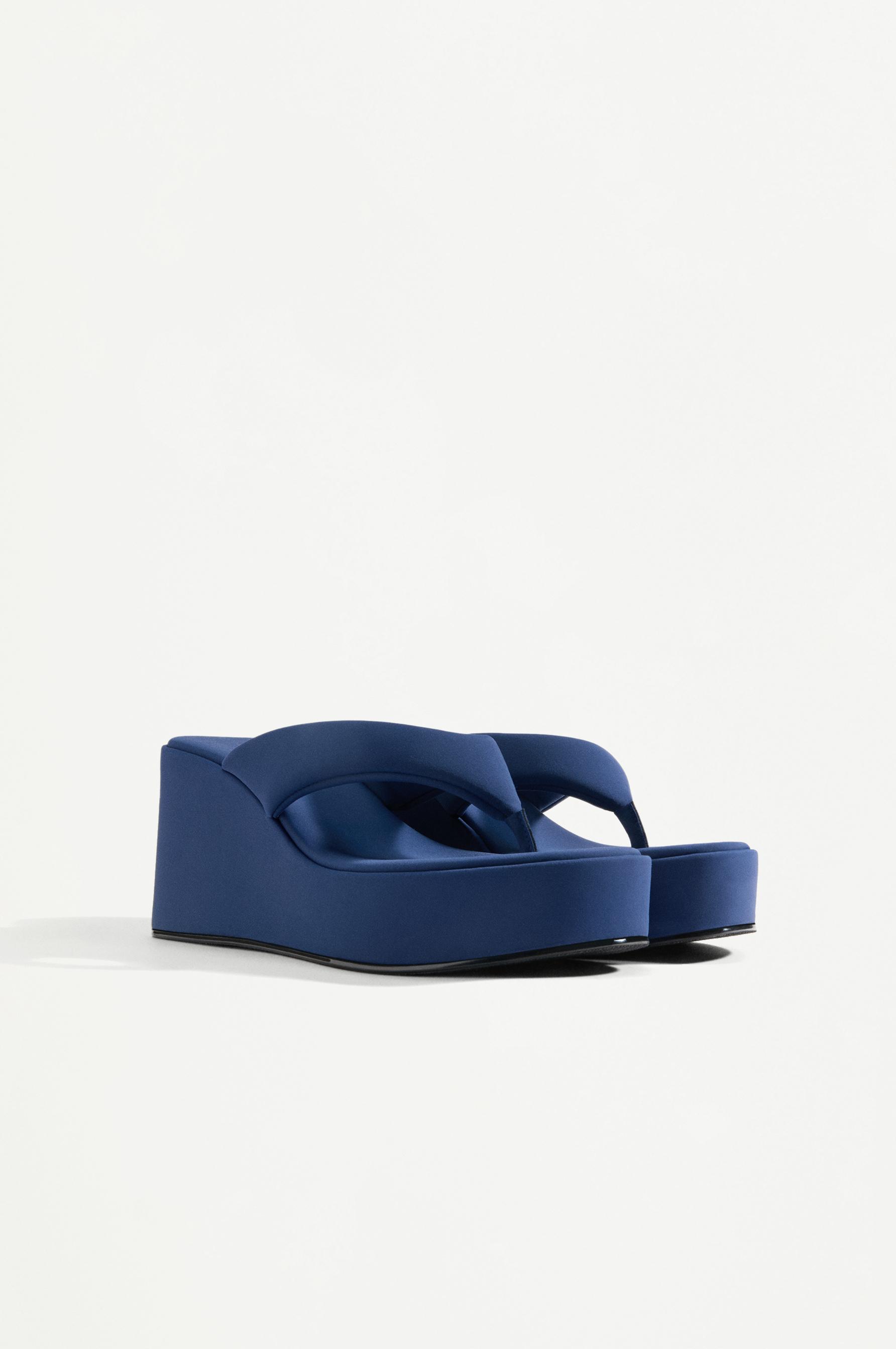 Neoprene-effect wedge sandals — DEEP BLUE