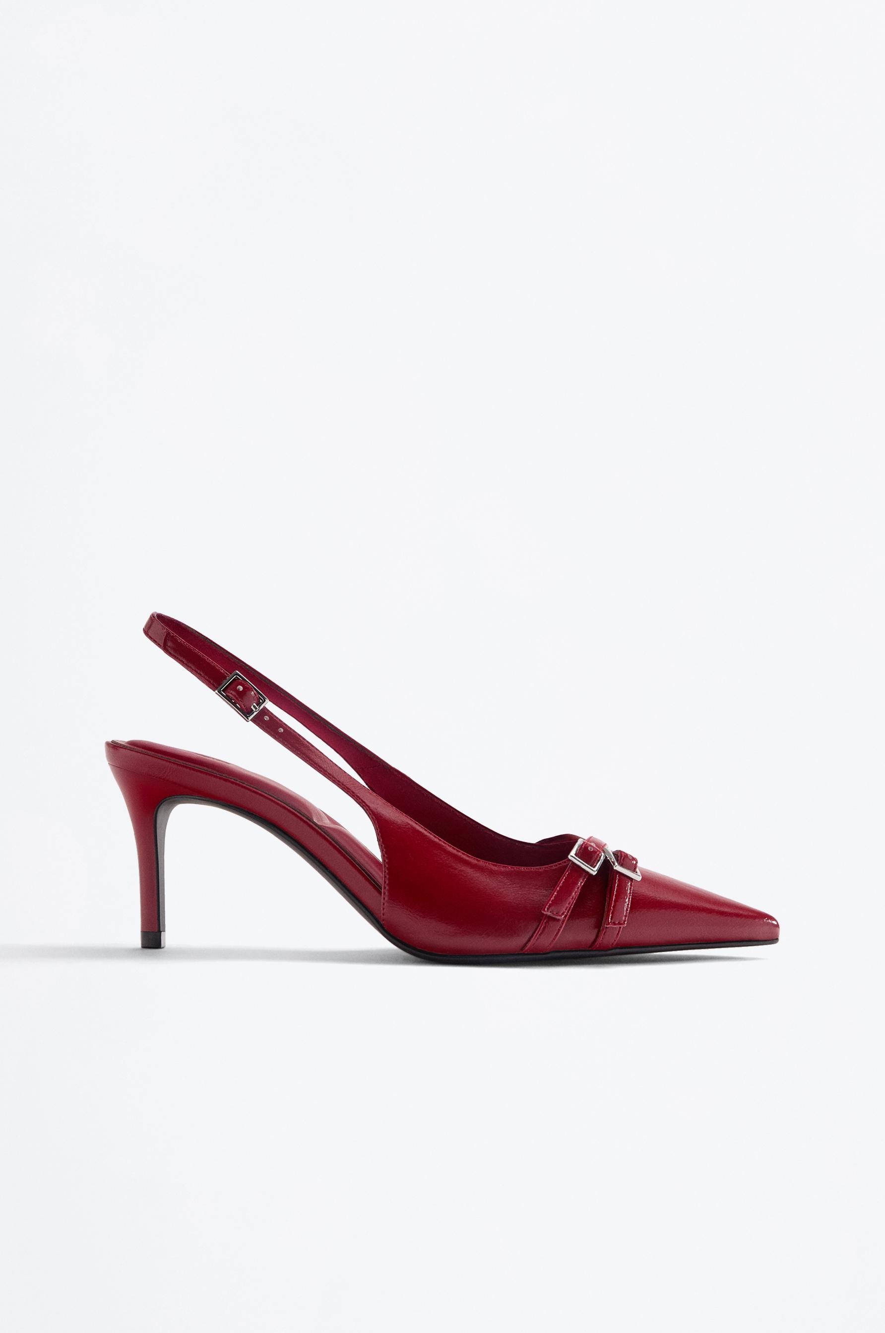 Zapato tacón destalonado