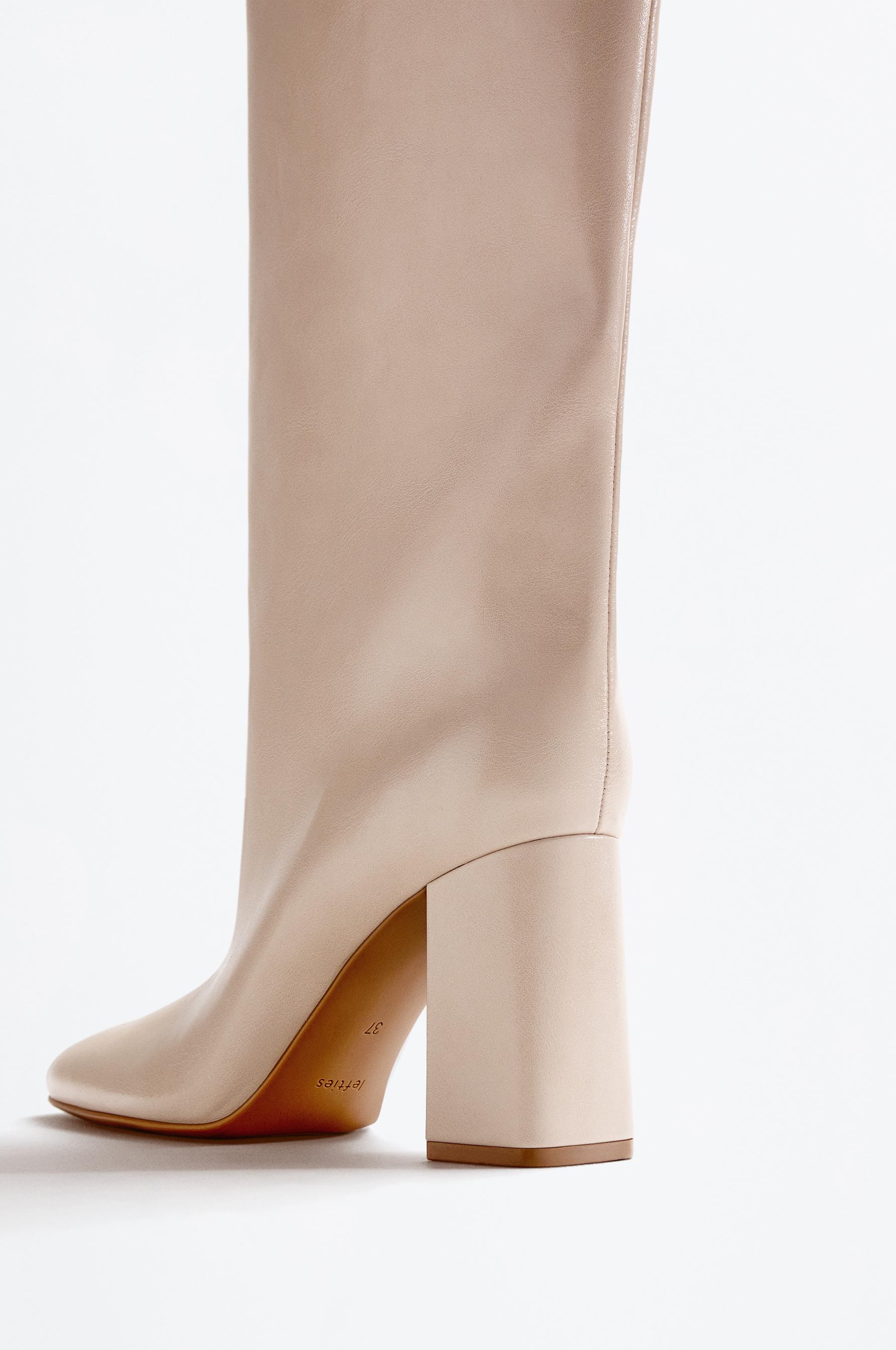 Knee-high heeled boots — ECRU