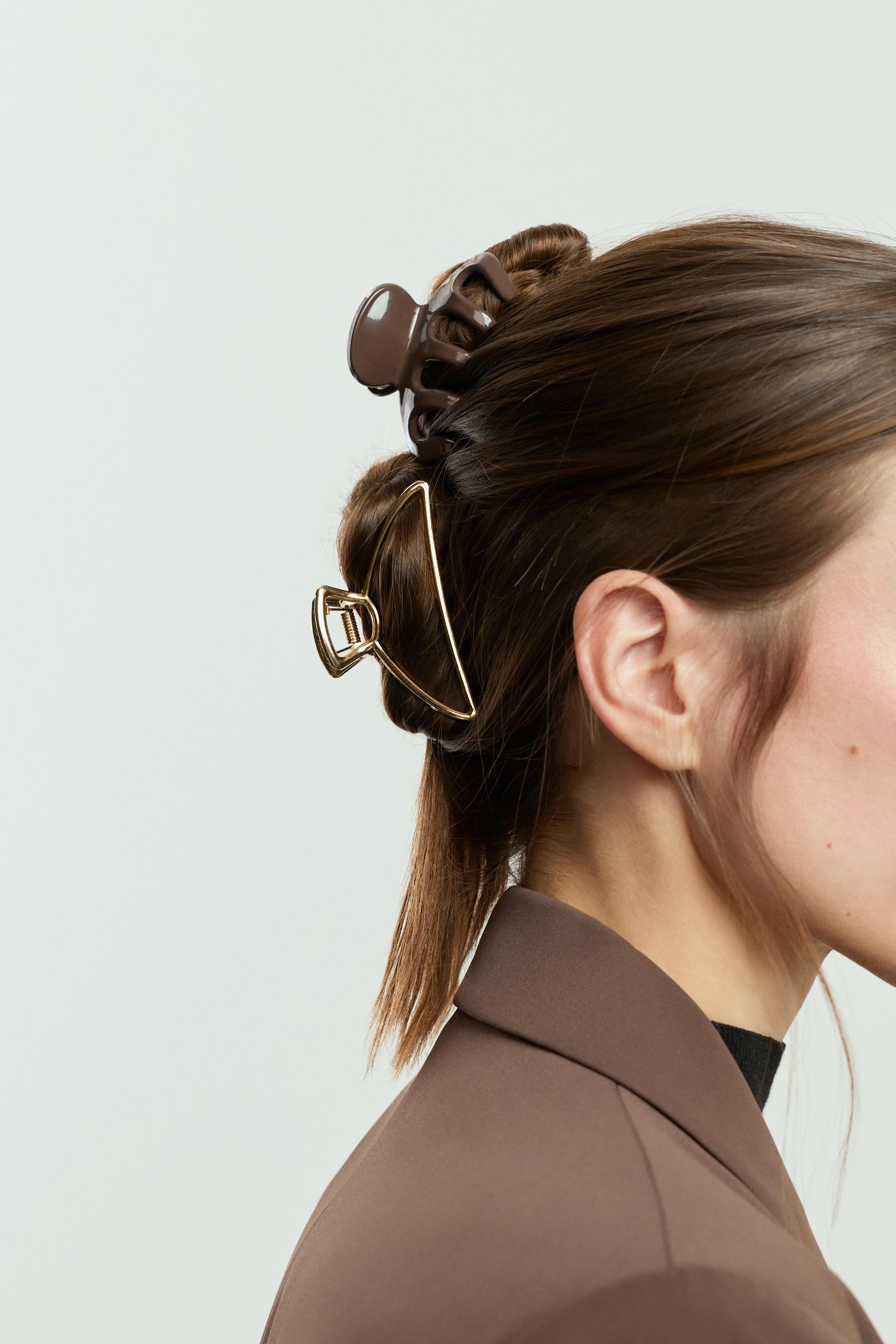 Set of 3 assorted hair clips — VARIOUS