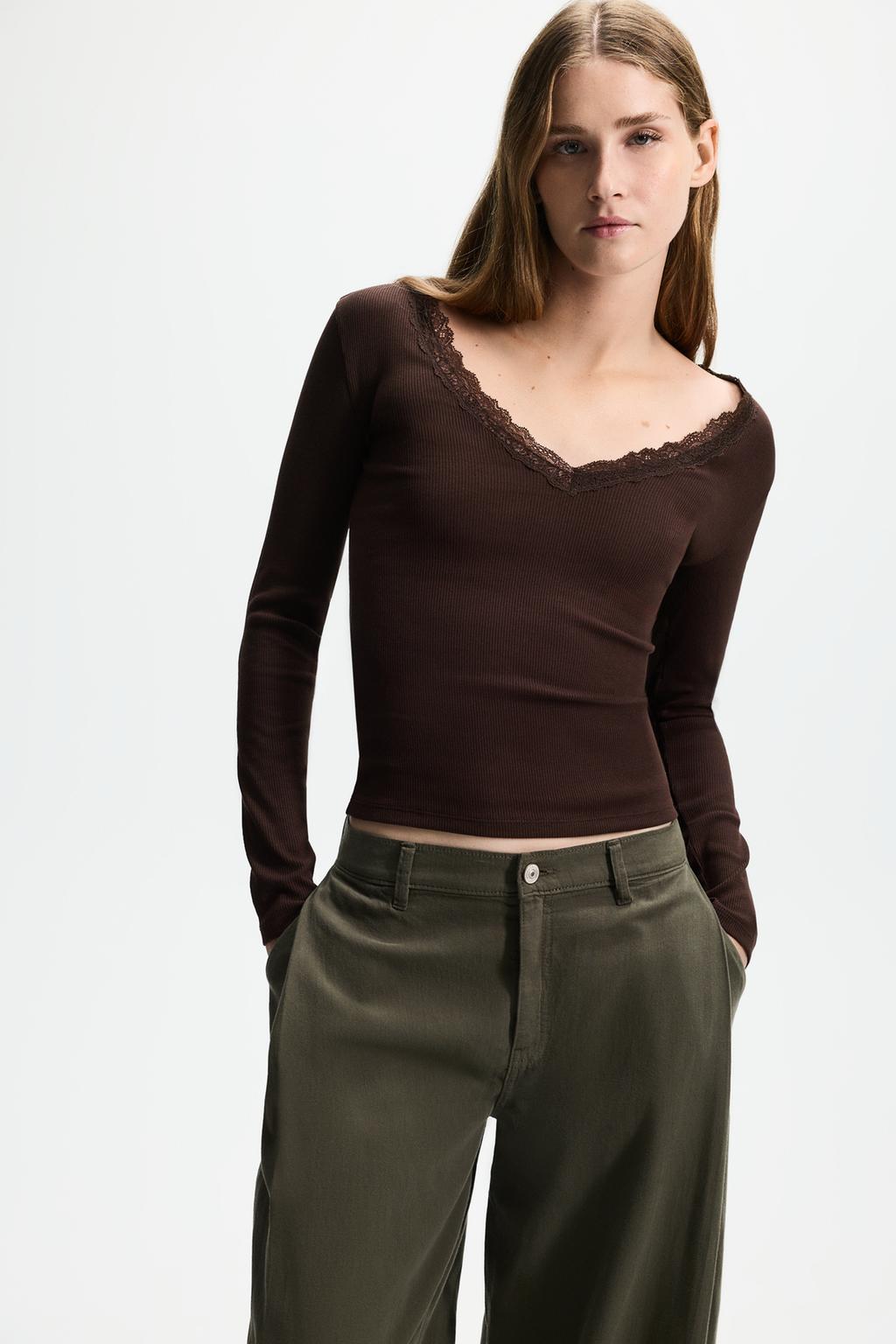 Lace neck T-shirt