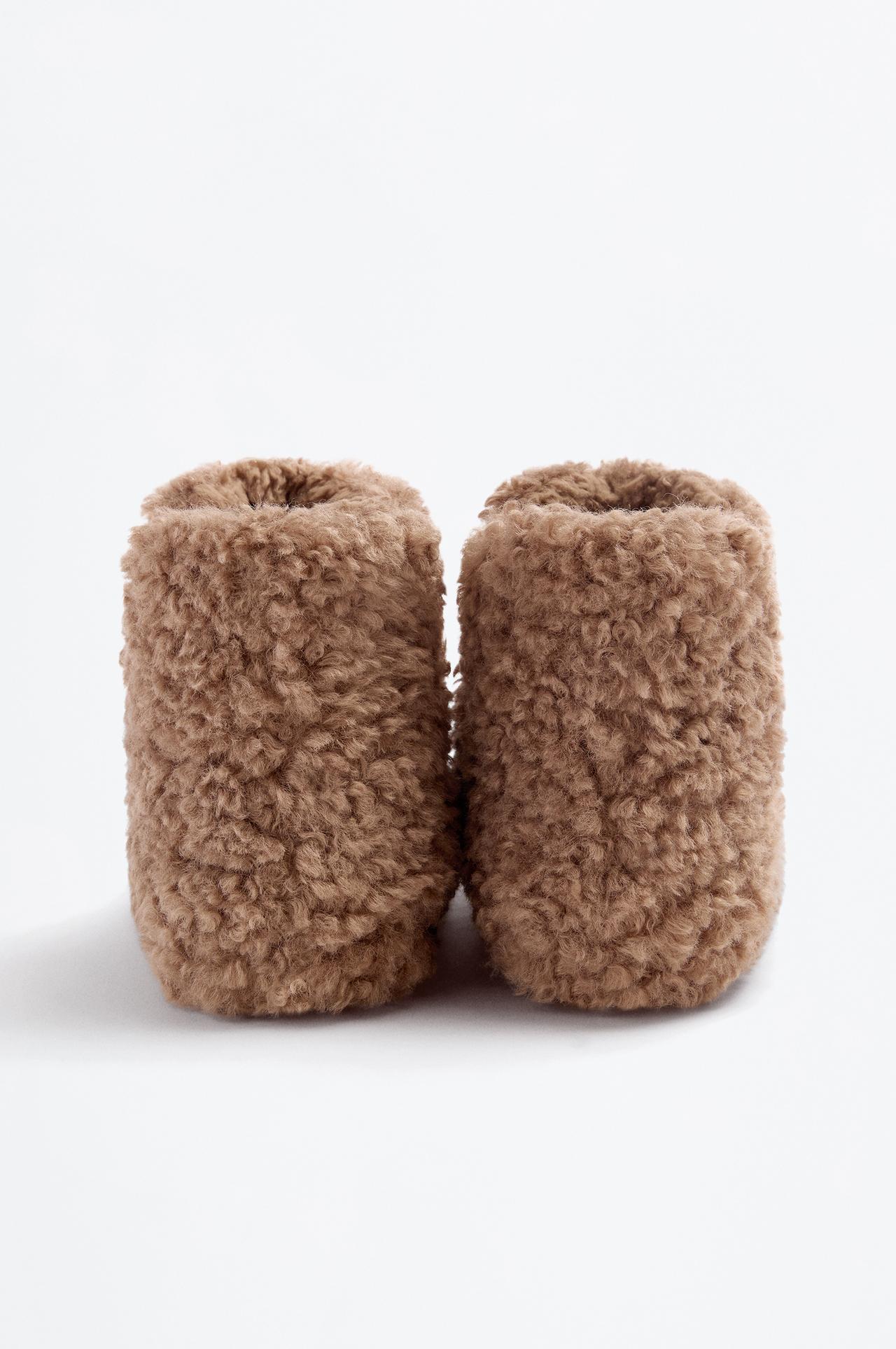 Faux fur ankle boots — BROWN