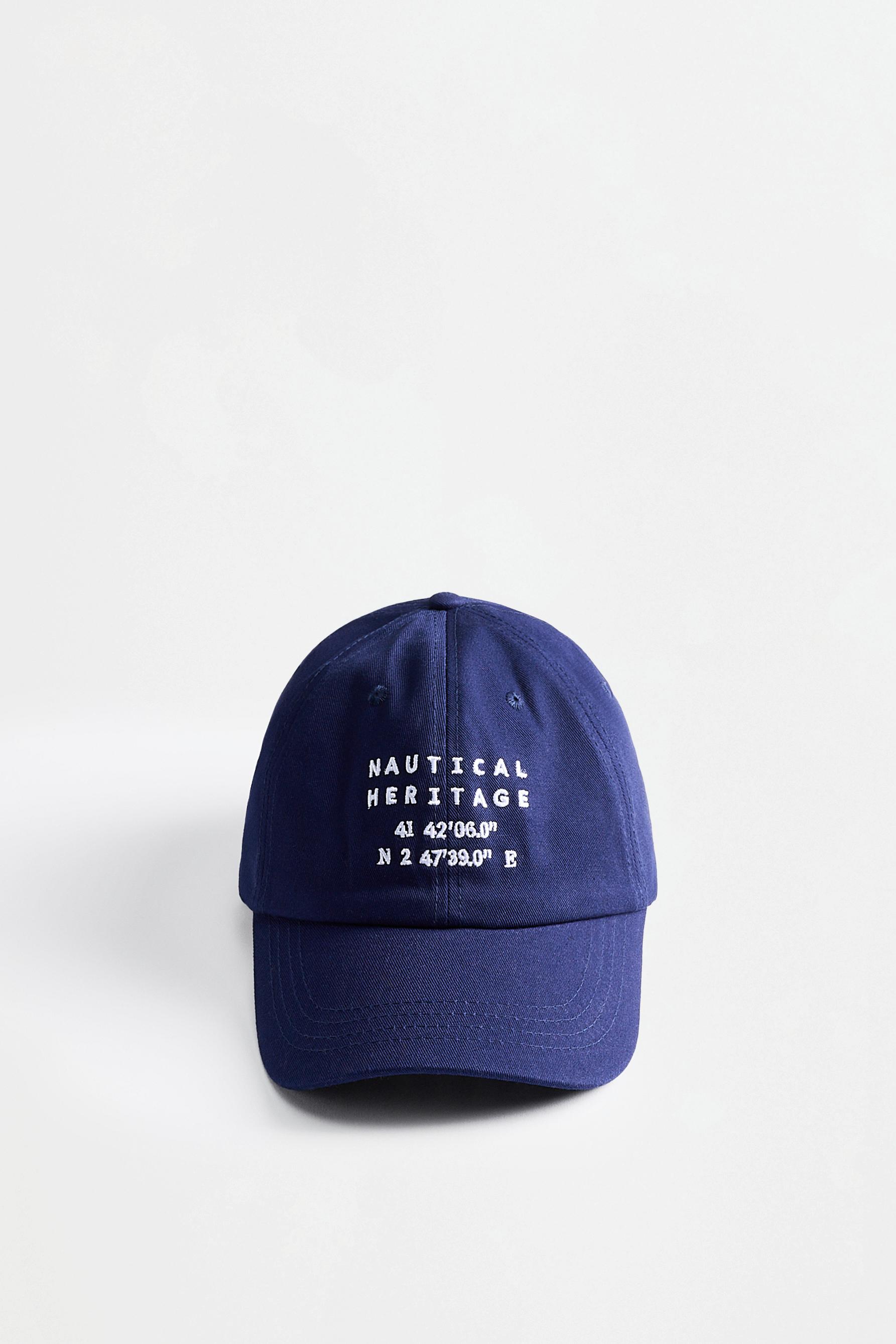 Text embroidery cap — NAVY