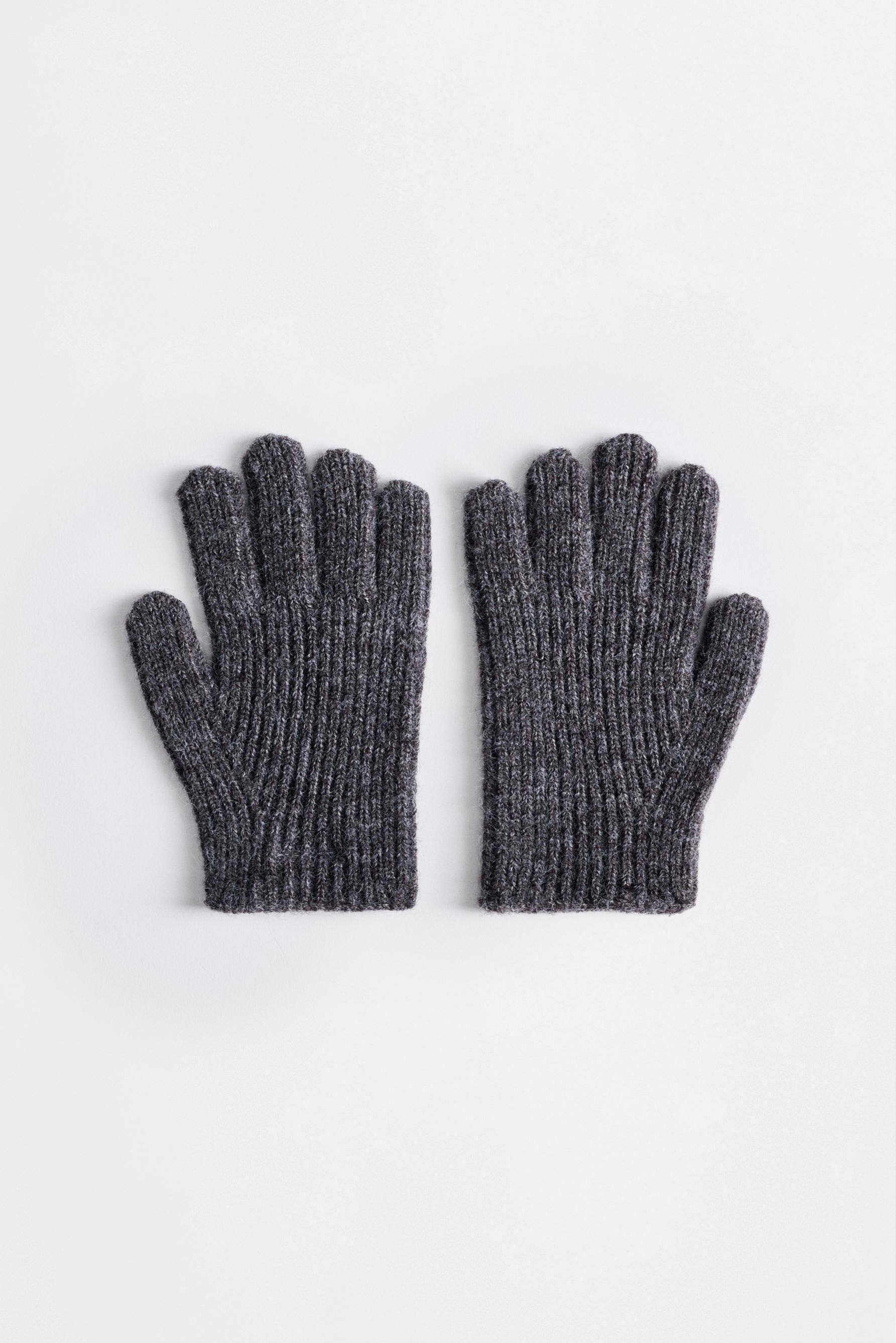 Knit gloves — DARK GREY