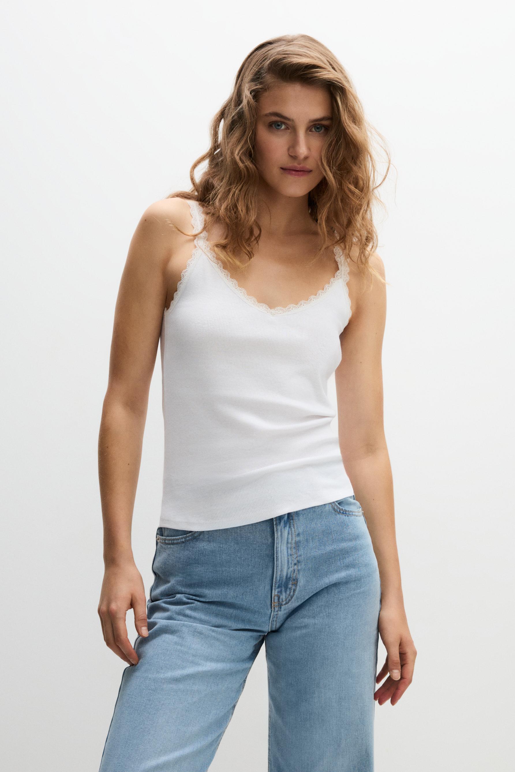 Ribbed top with blonde lace detail — WHITE