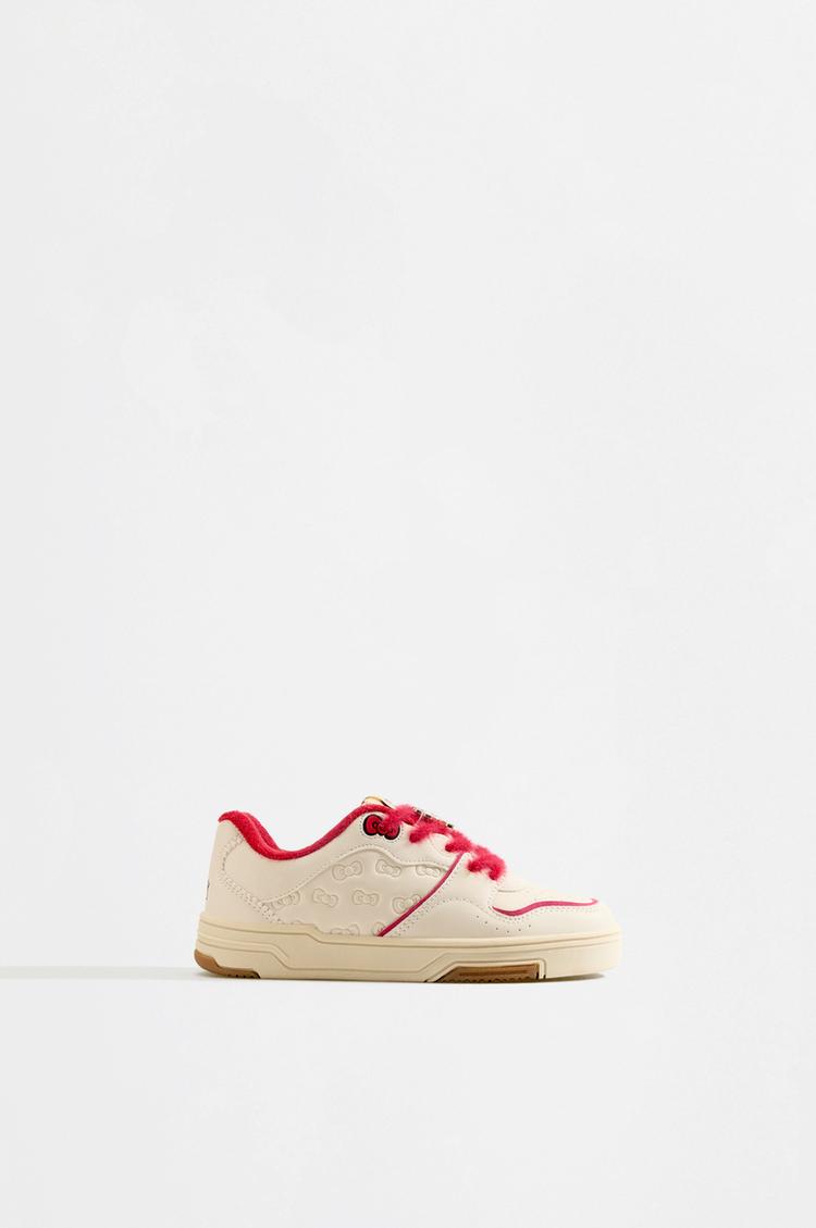 Hello Kitty ©SANRIO charm sneakers — ECRU