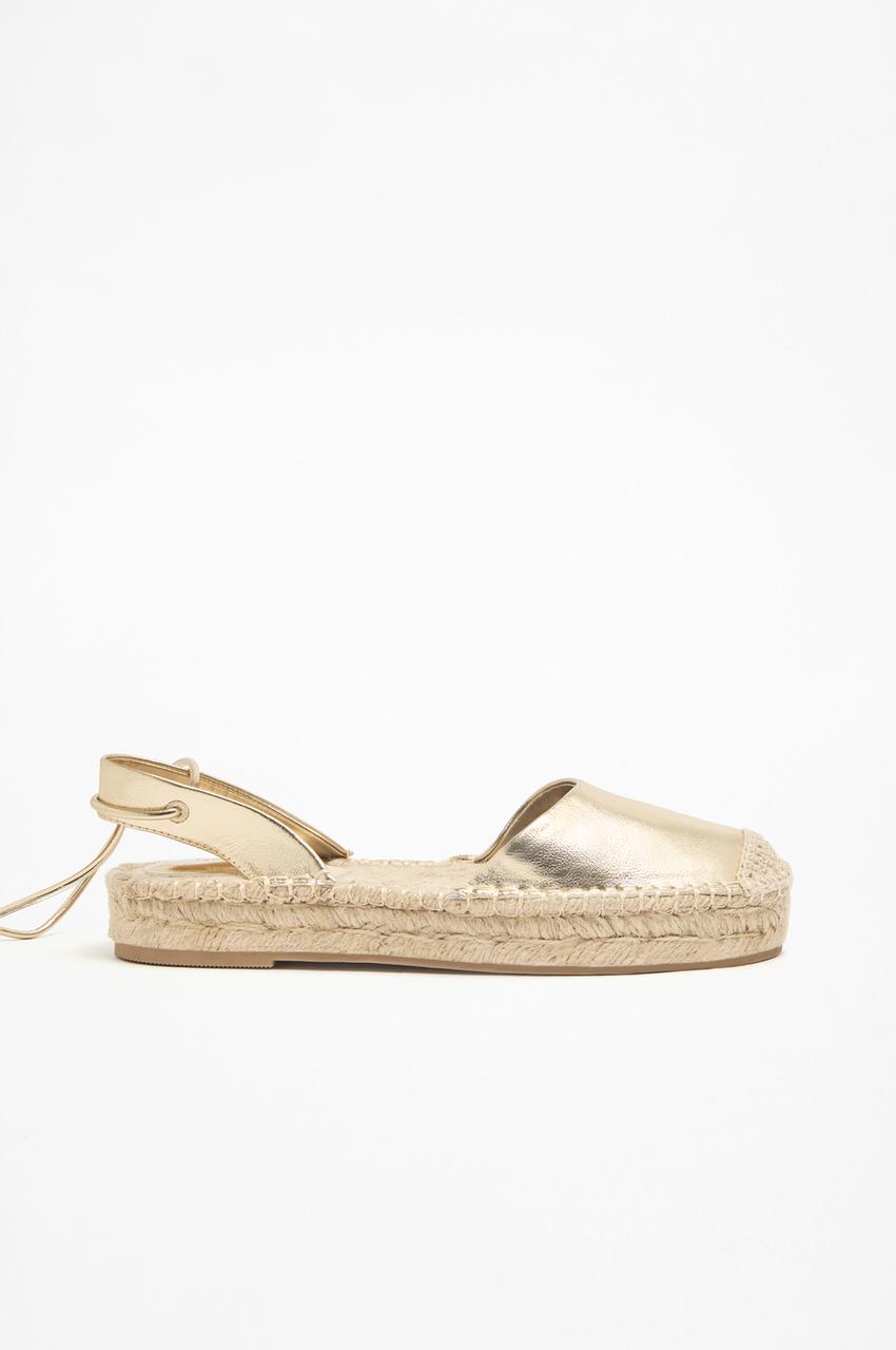Alpargata tiras metalizada Ver todo Accesorios De Belleza