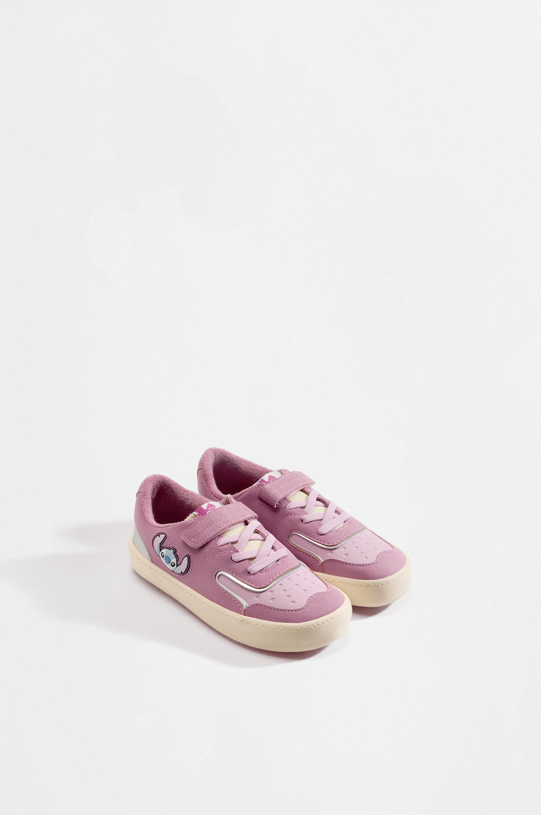 Lilo & Stitch ©Disney Barefoot Sneakers — BURGUNDY