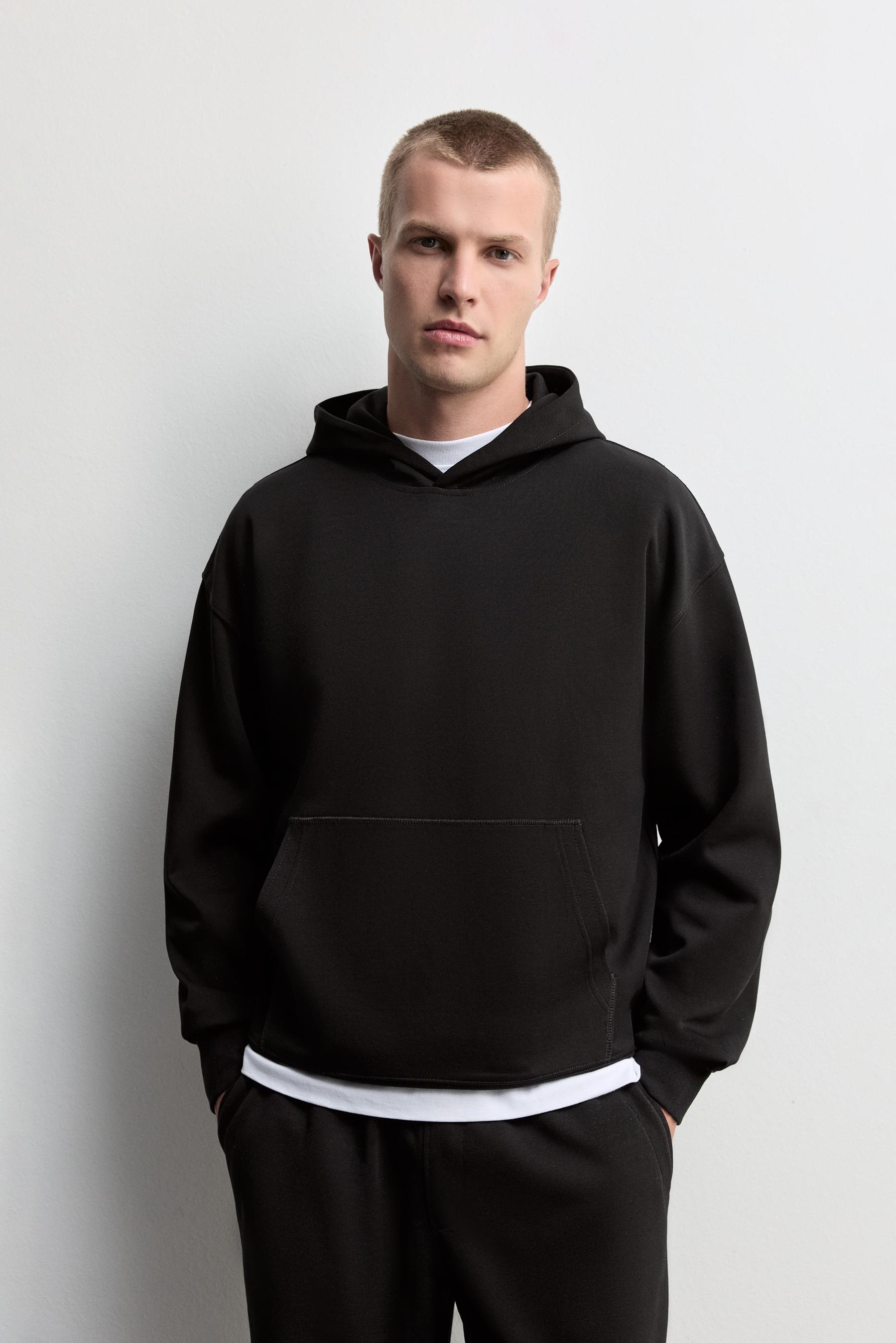 Interlock hoodie — BLACK