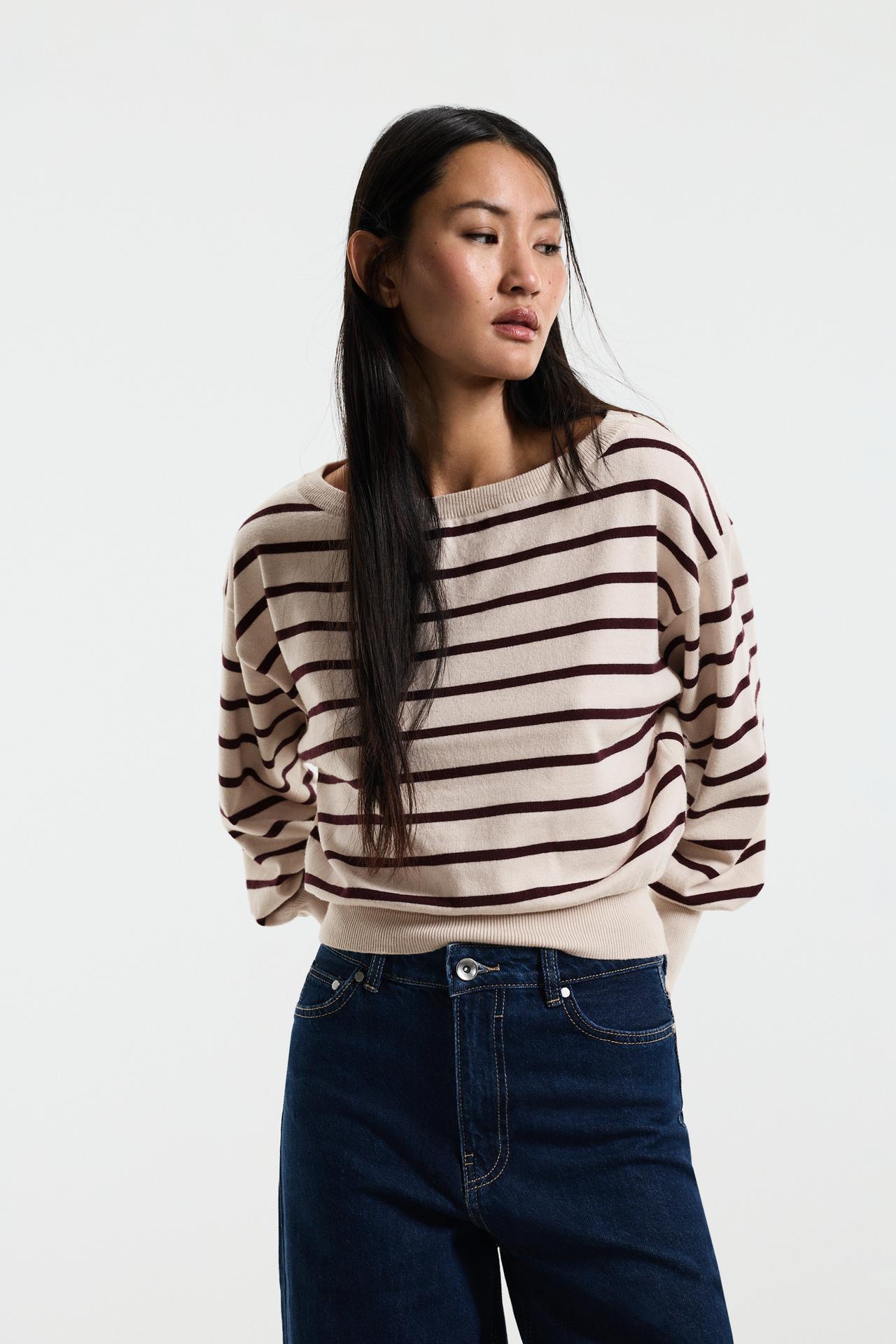 Off-the-shoulder knit sweater — ECRU/BEIGE