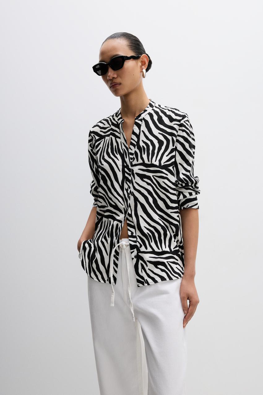 Camicia con collo serafino Vestiti corti Vestiti Tute