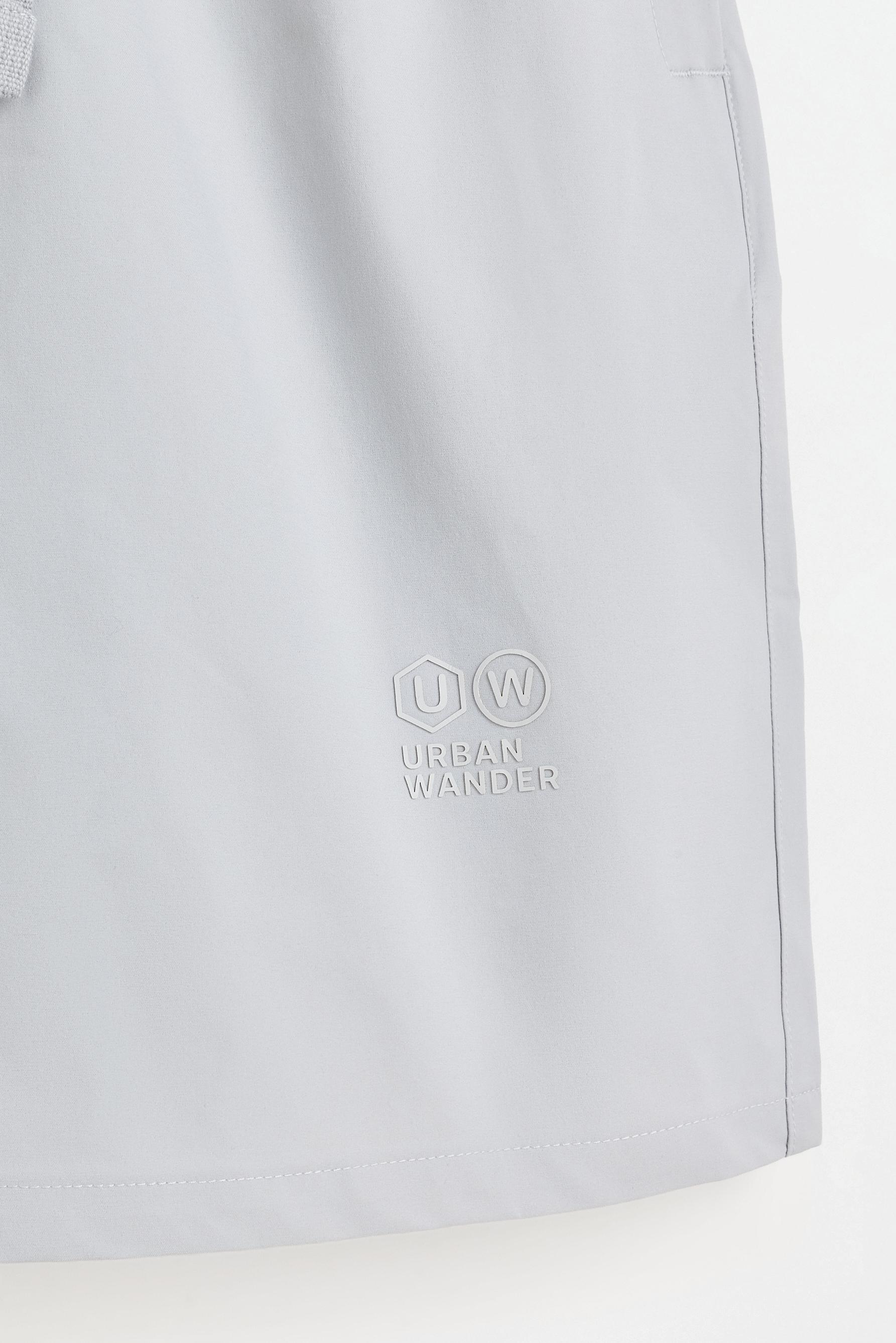 Outdoor Bermuda shorts — HIELO