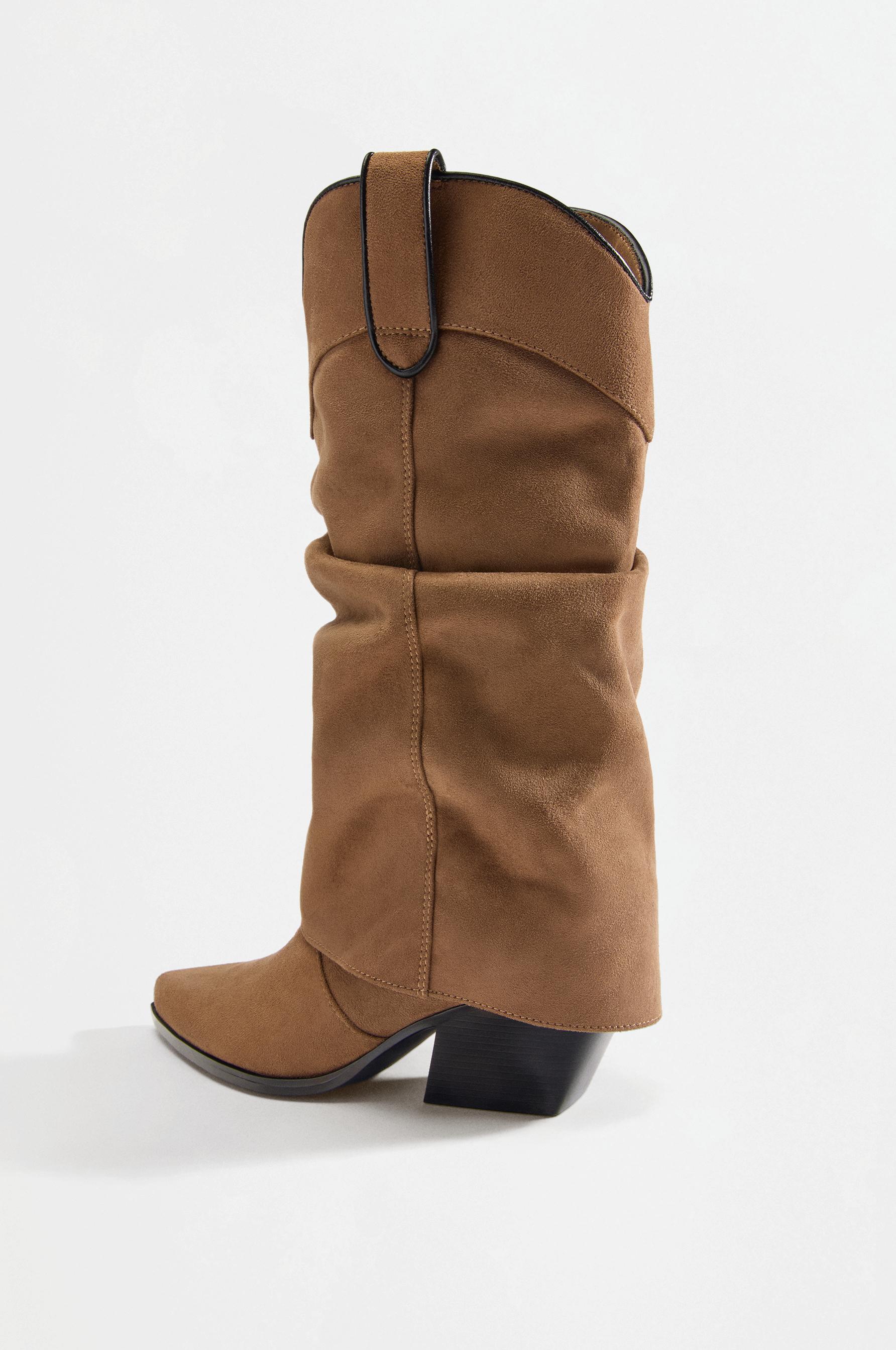 Slouchy western boots — BROWN