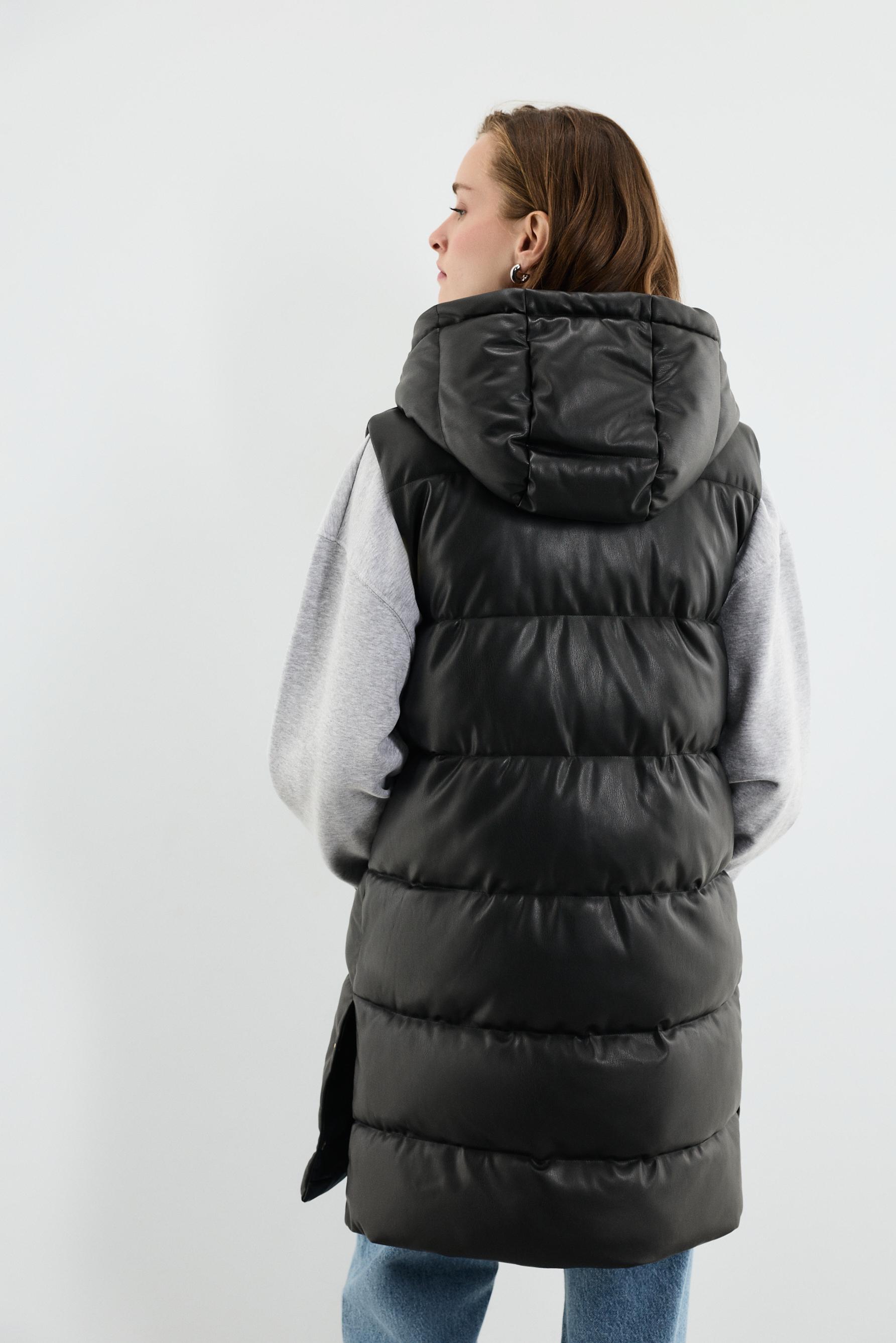Leather effect puffer gilet — BLACK