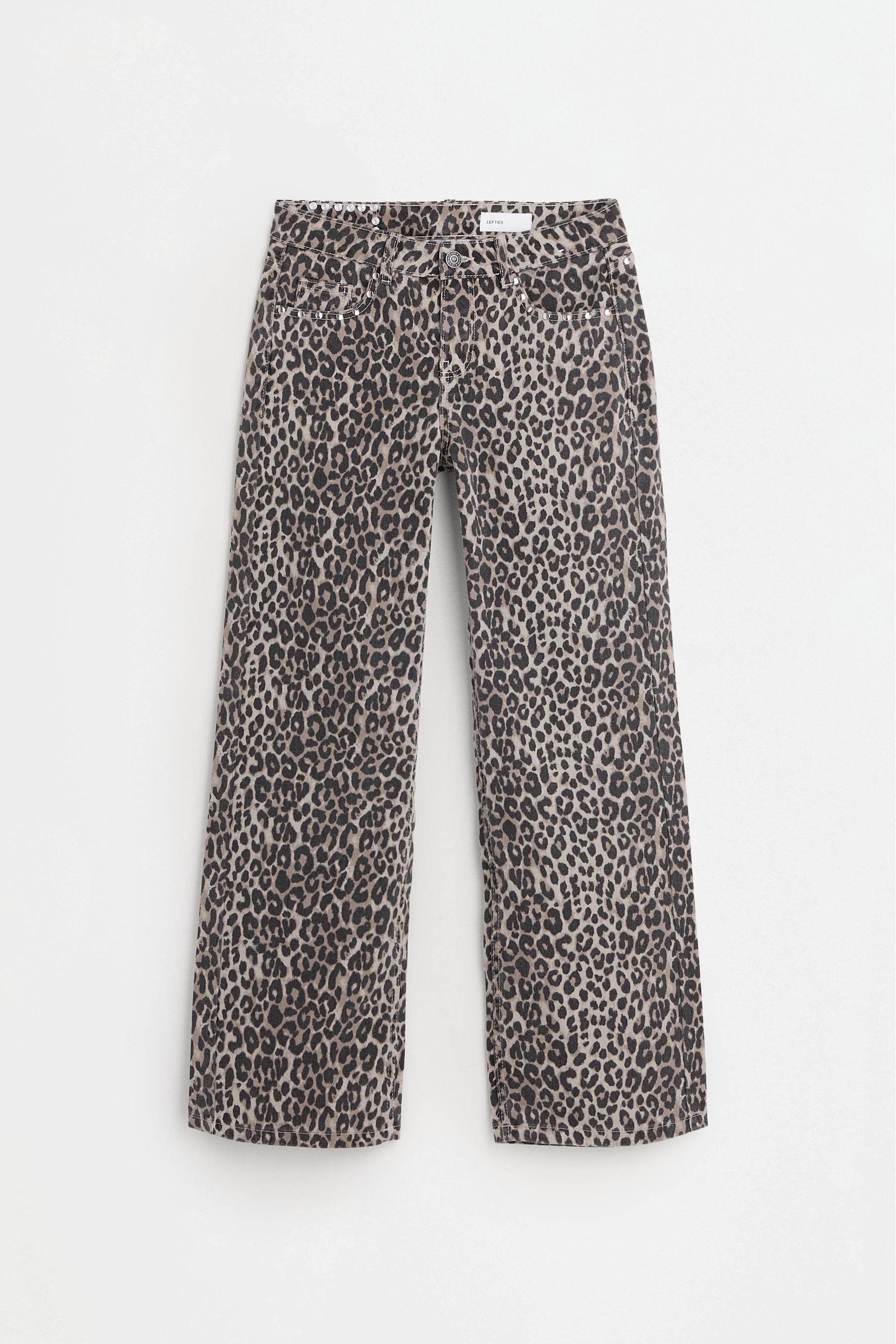 Studded animal print baggy jeans — LEOPARD PRINT
