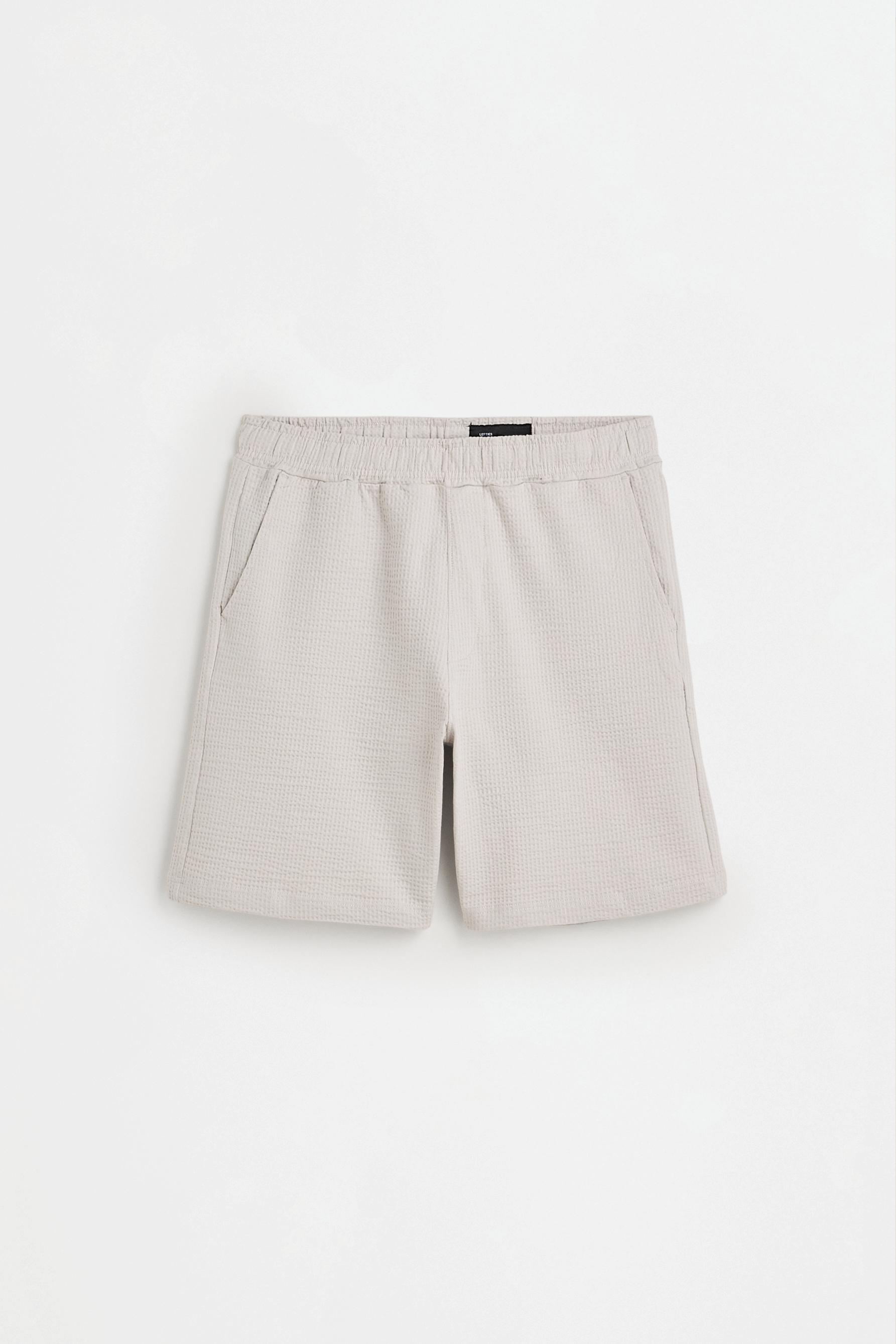 Seersucker Bermuda shorts — IVORY