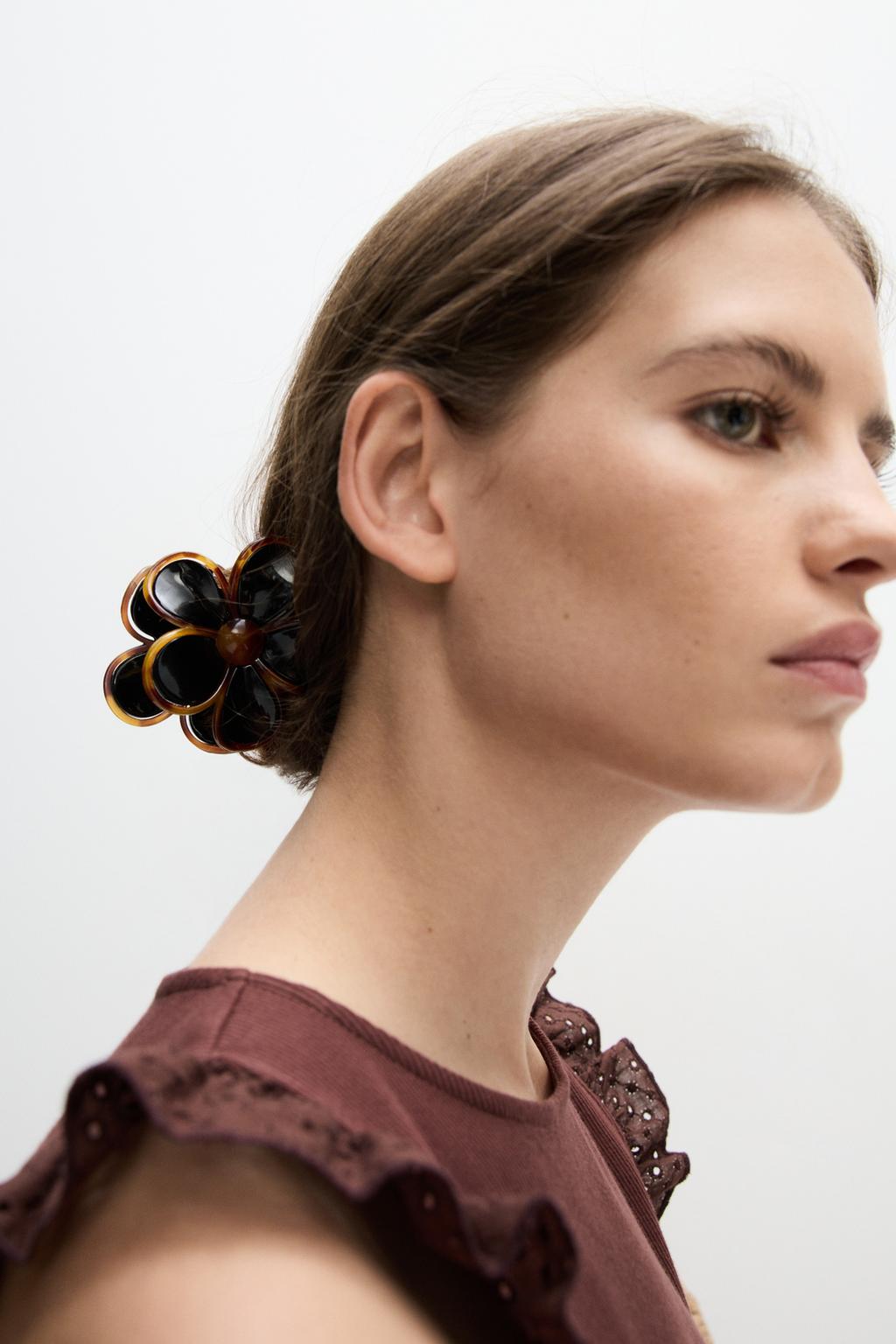 Pack of 2 contrast hair clips