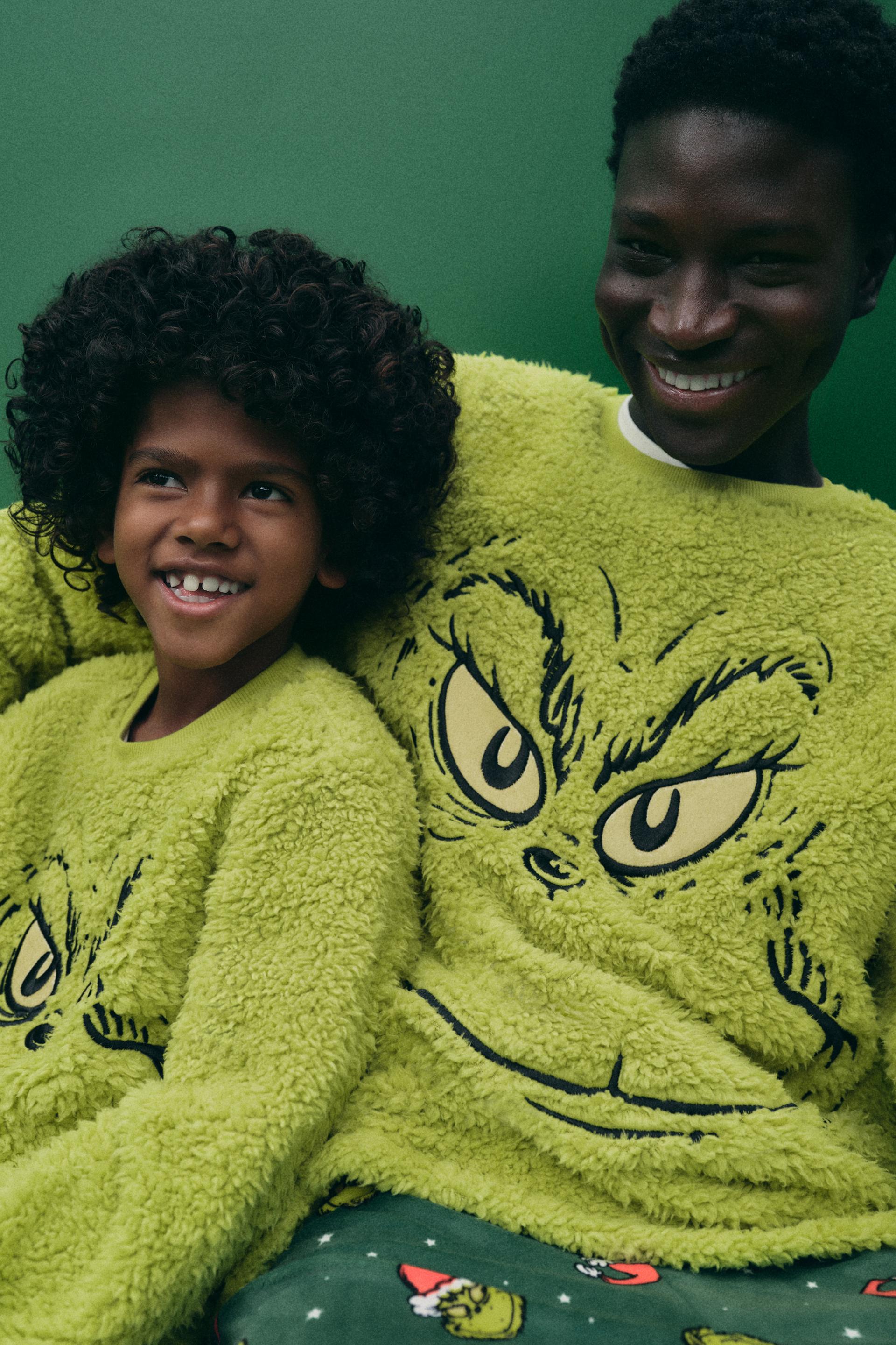 Hombre | Pijama pelito  El Grinch TM & © 2025 DSE