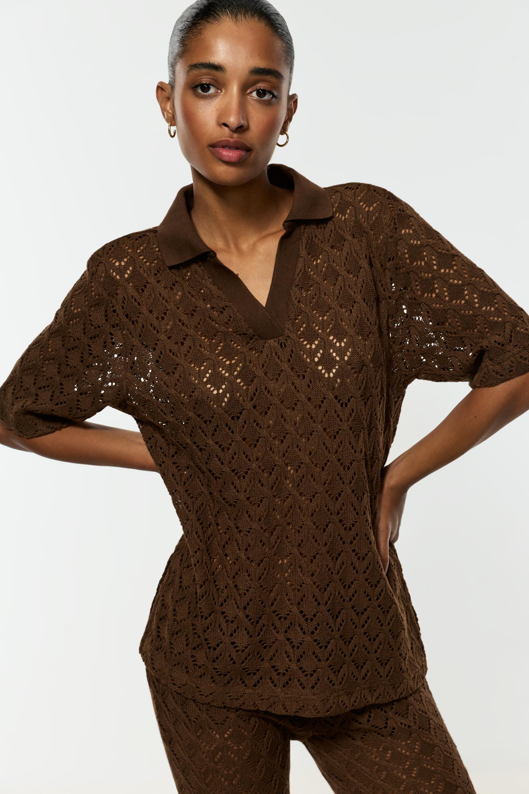 Crochet-effect polo shirt — BROWN