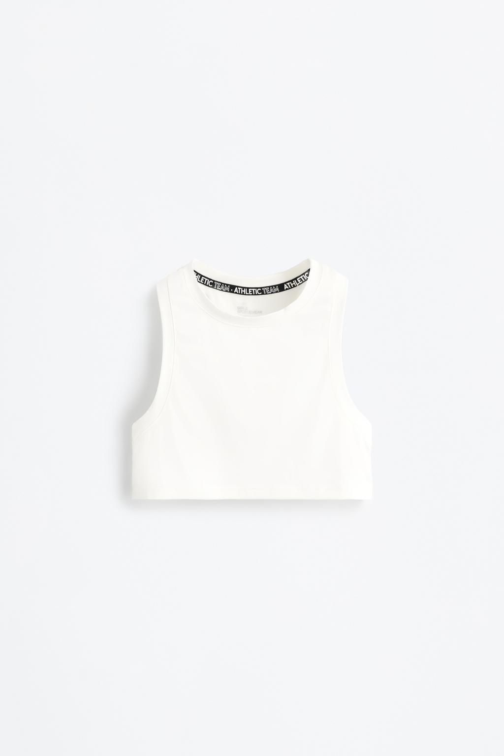 Sporty crop top