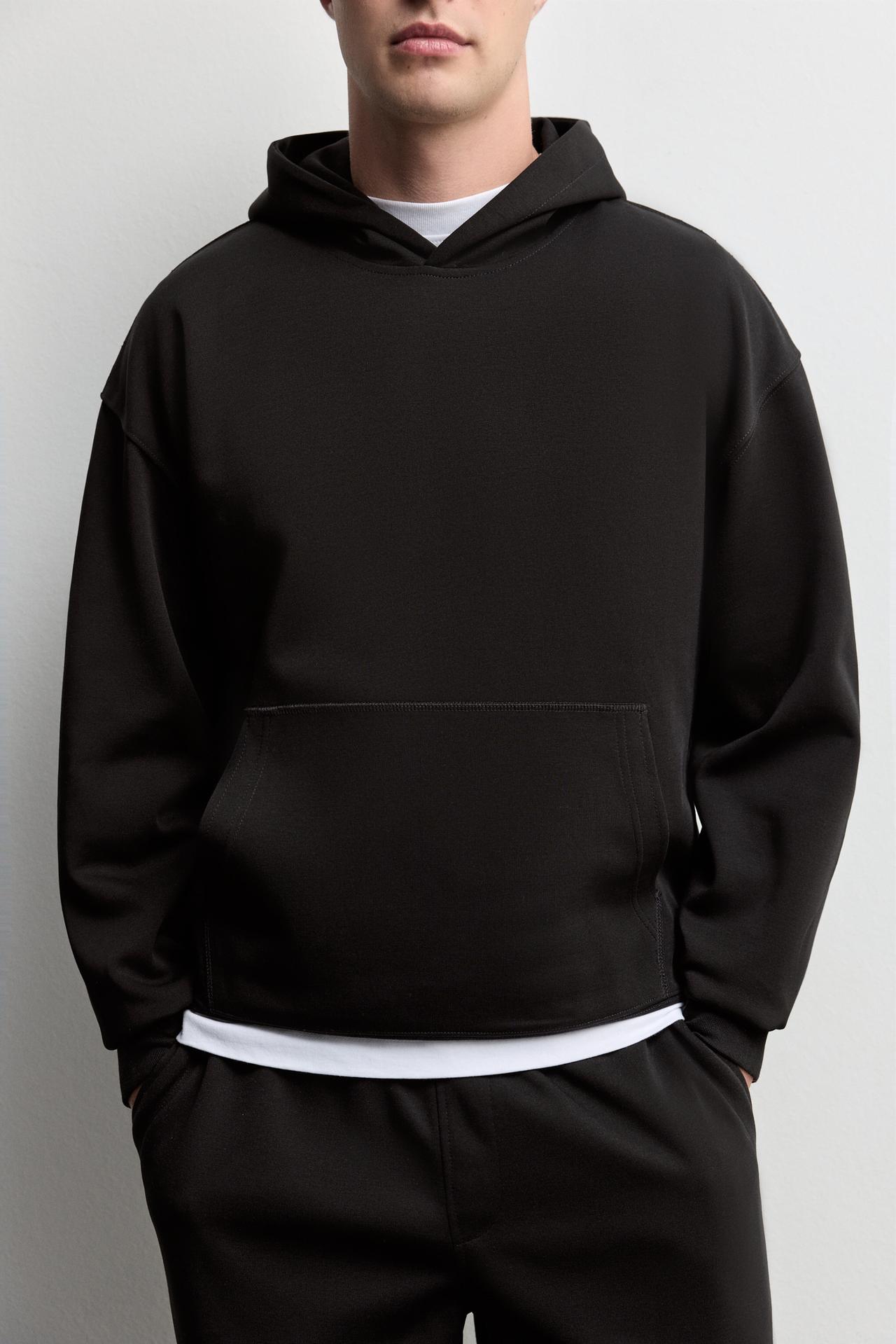 Interlock hoodie — BLACK