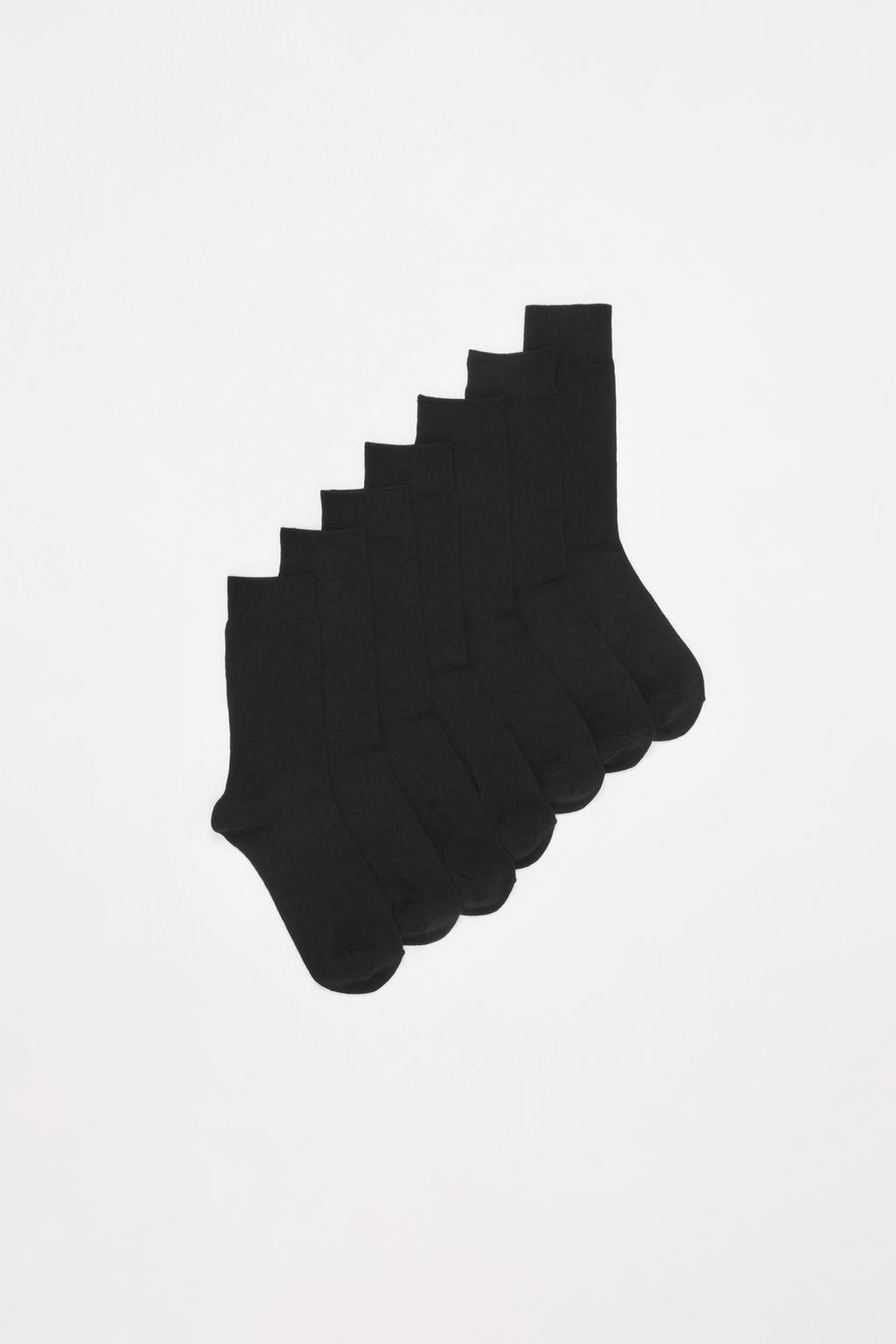 7-pack of long socks