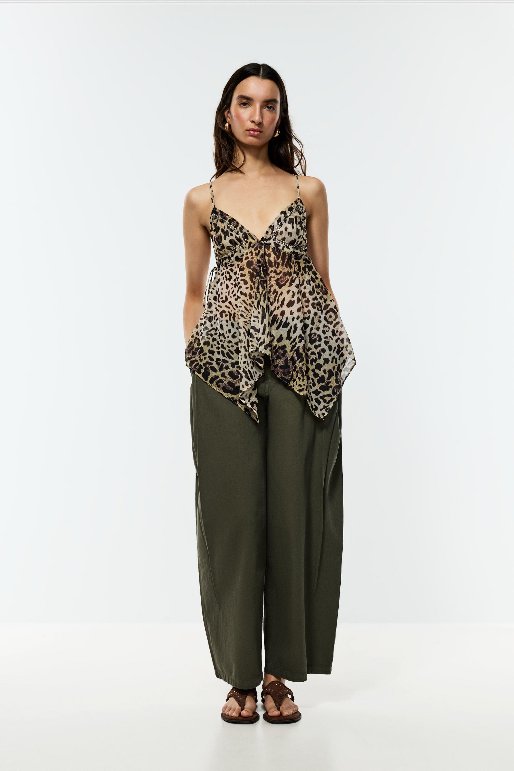 Asymmetric leopard print top — LEOPARD PRINT