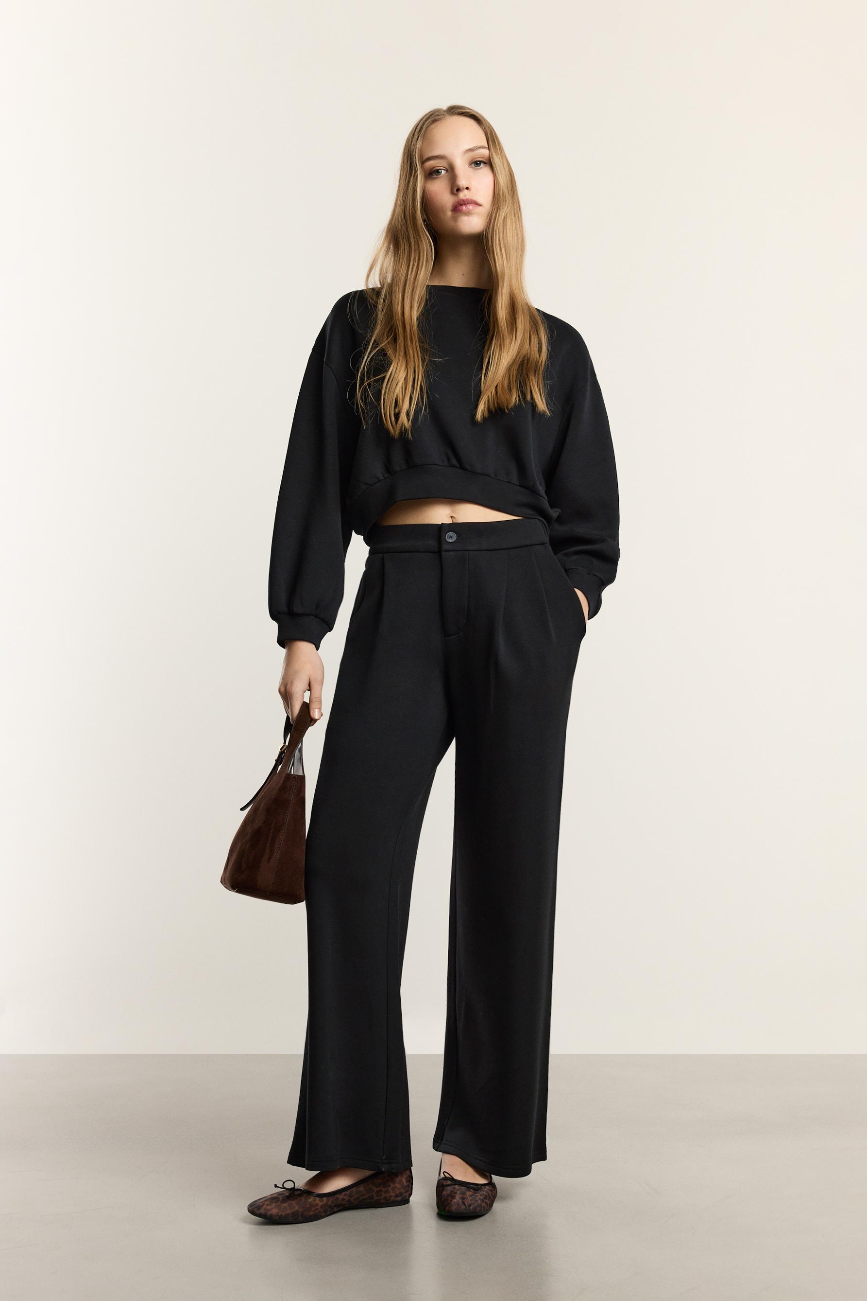 Pantalón wide leg fluido