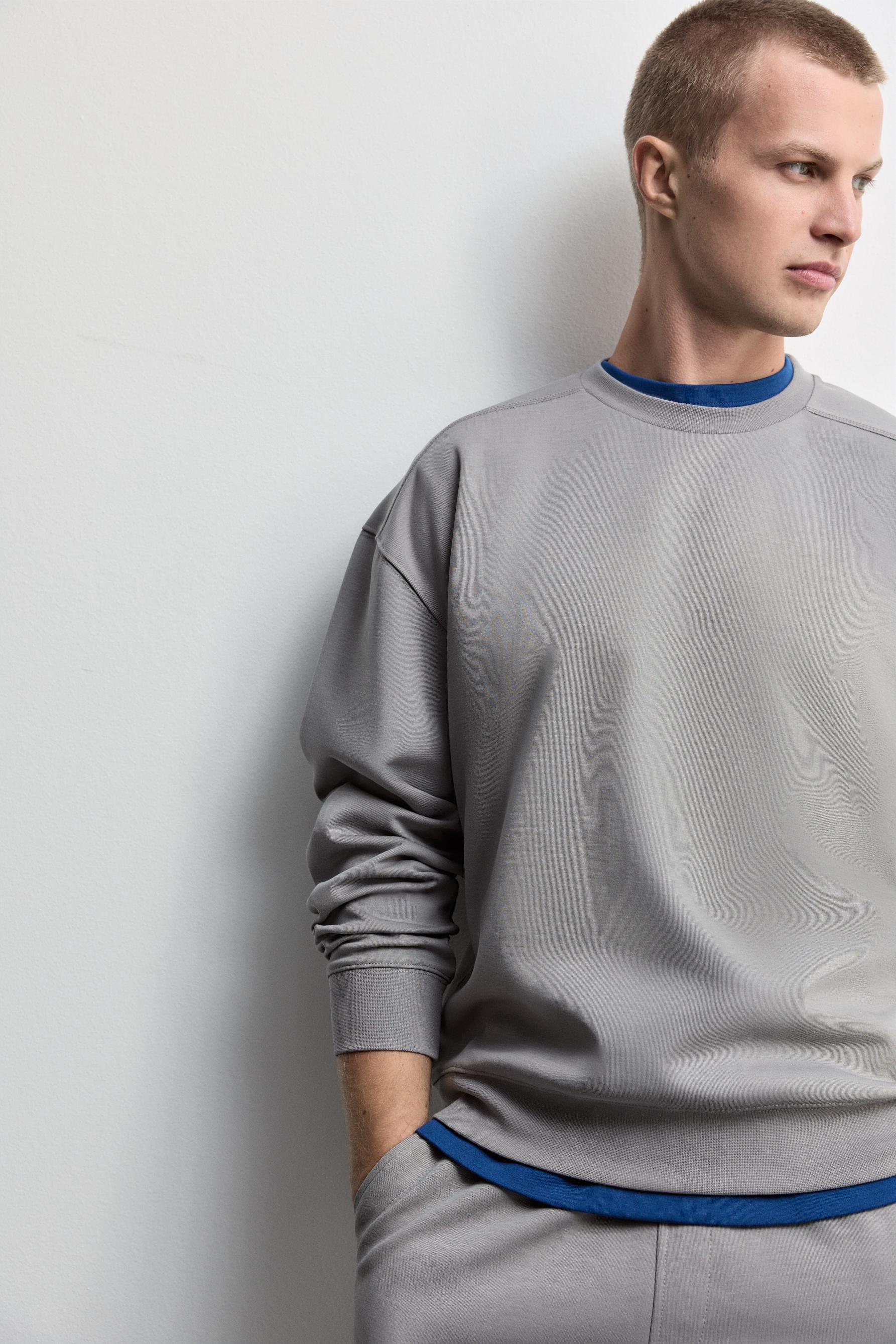 Round neck interlock sweatshirt — MEDIUM GREY
