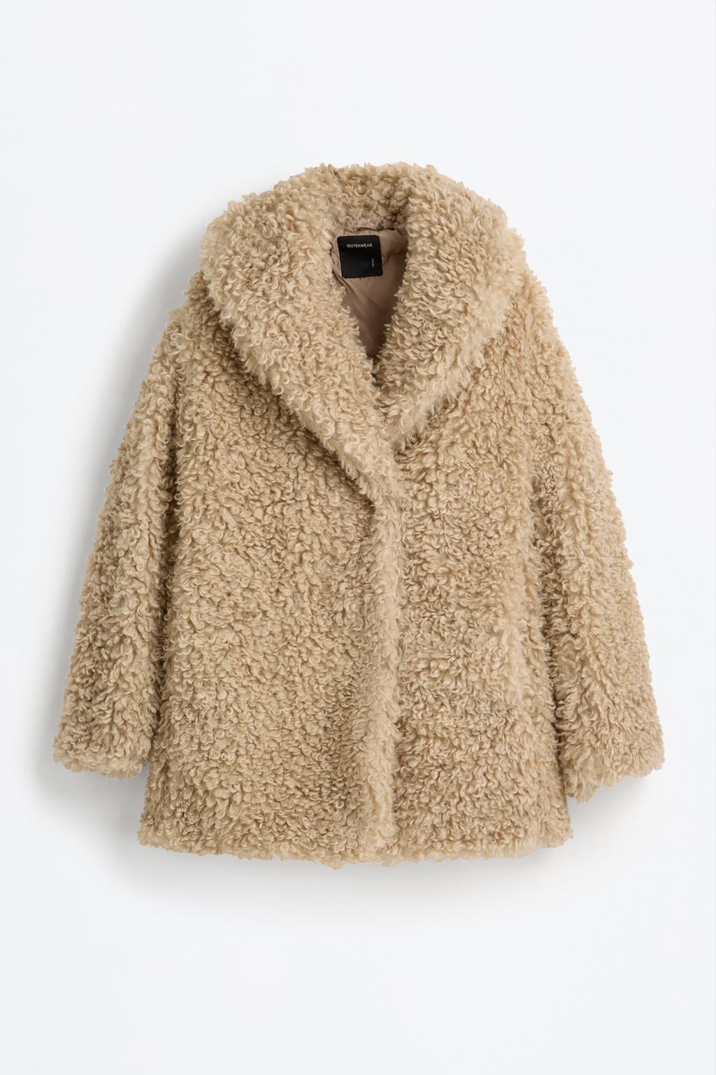 Abrigo efecto pelo