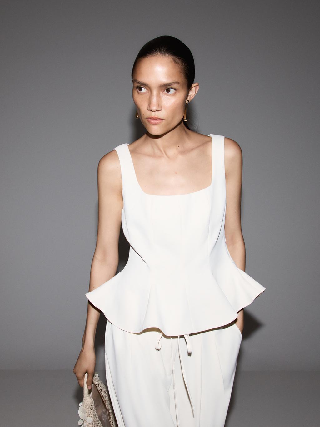 Top peplum