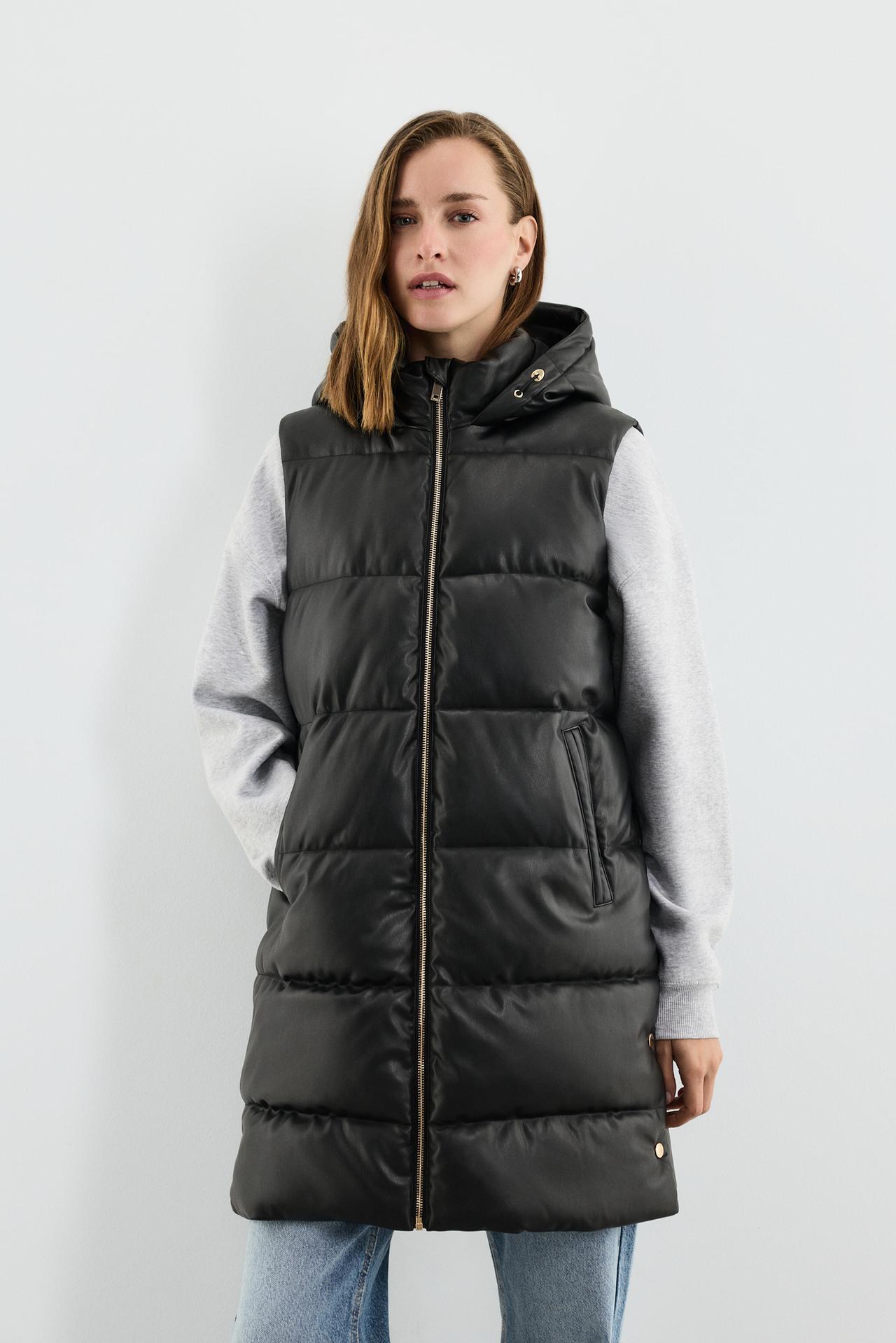 Leather effect puffer gilet — BLACK