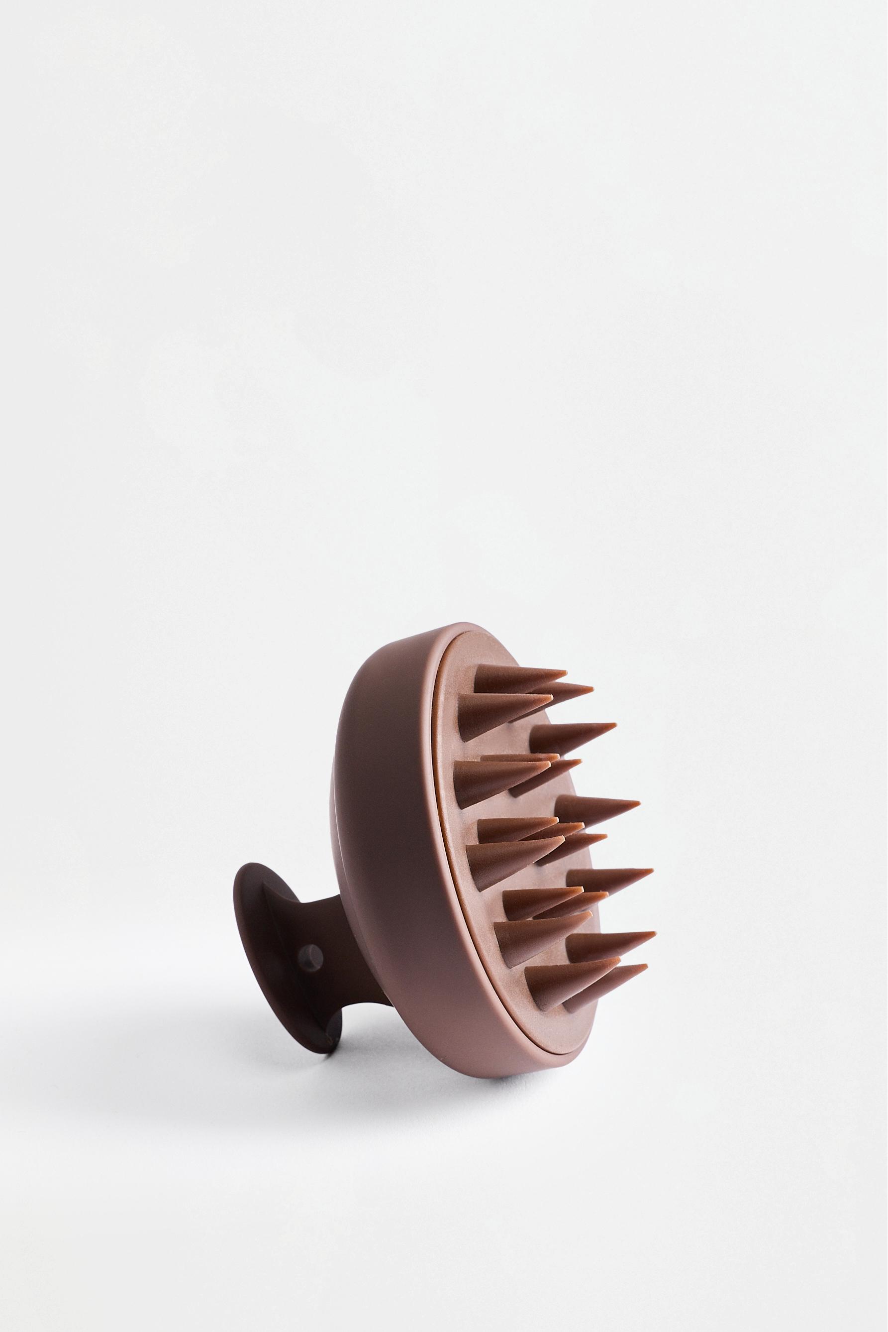 Scalp massager — BROWN