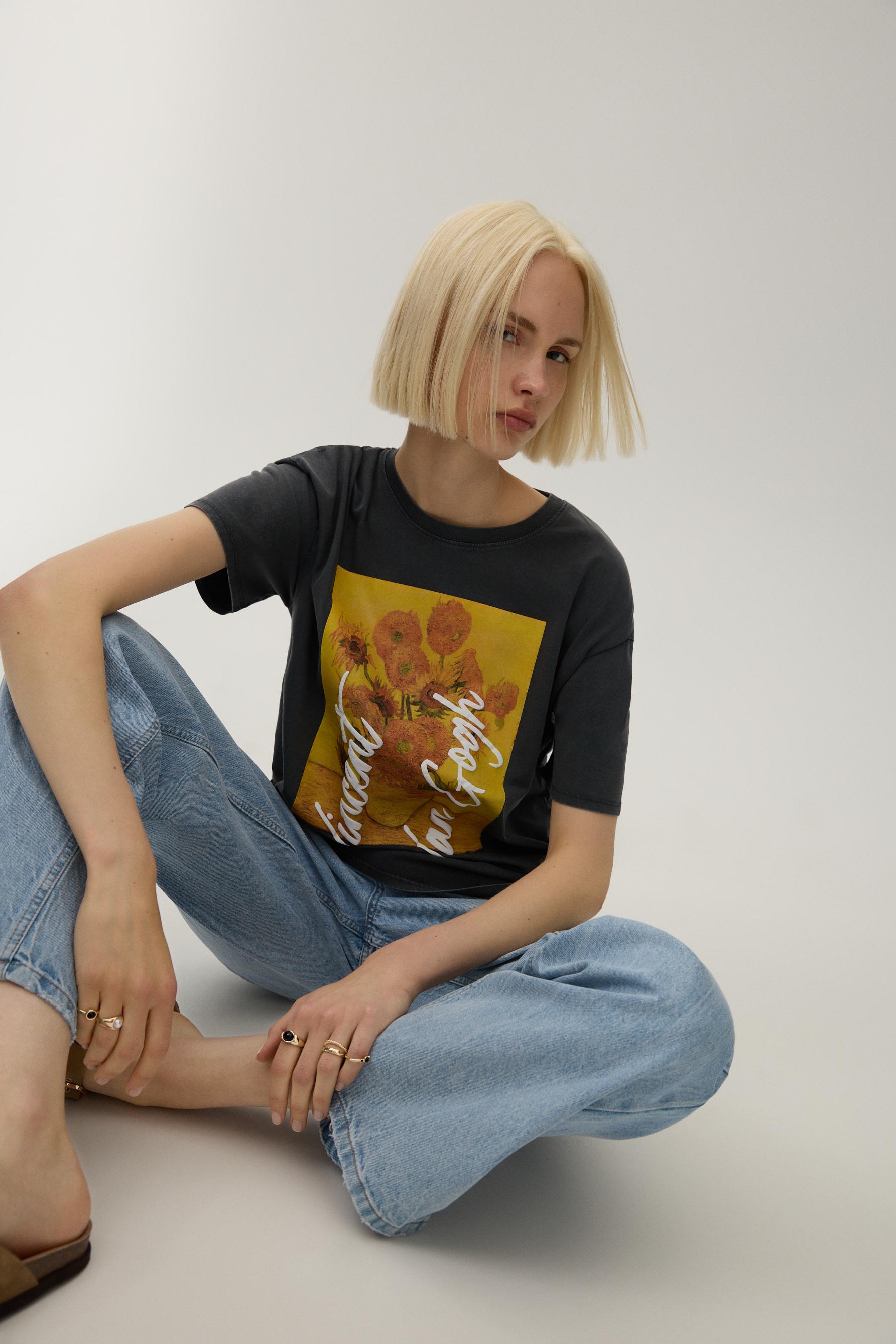 Camiseta Los Girasoles ©2025 Photo Scala, Florence