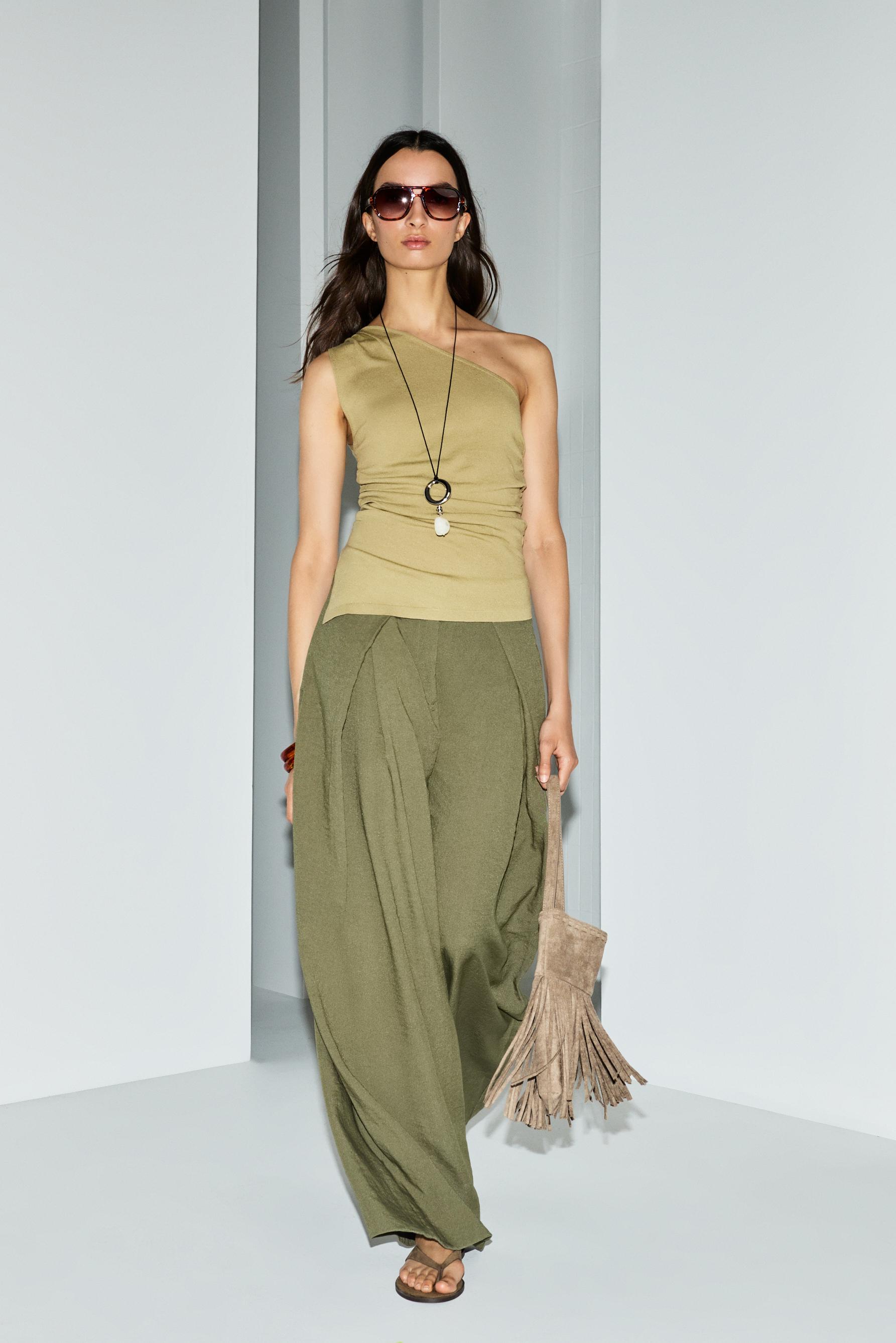 Asymmetric knit top — PALE KHAKI