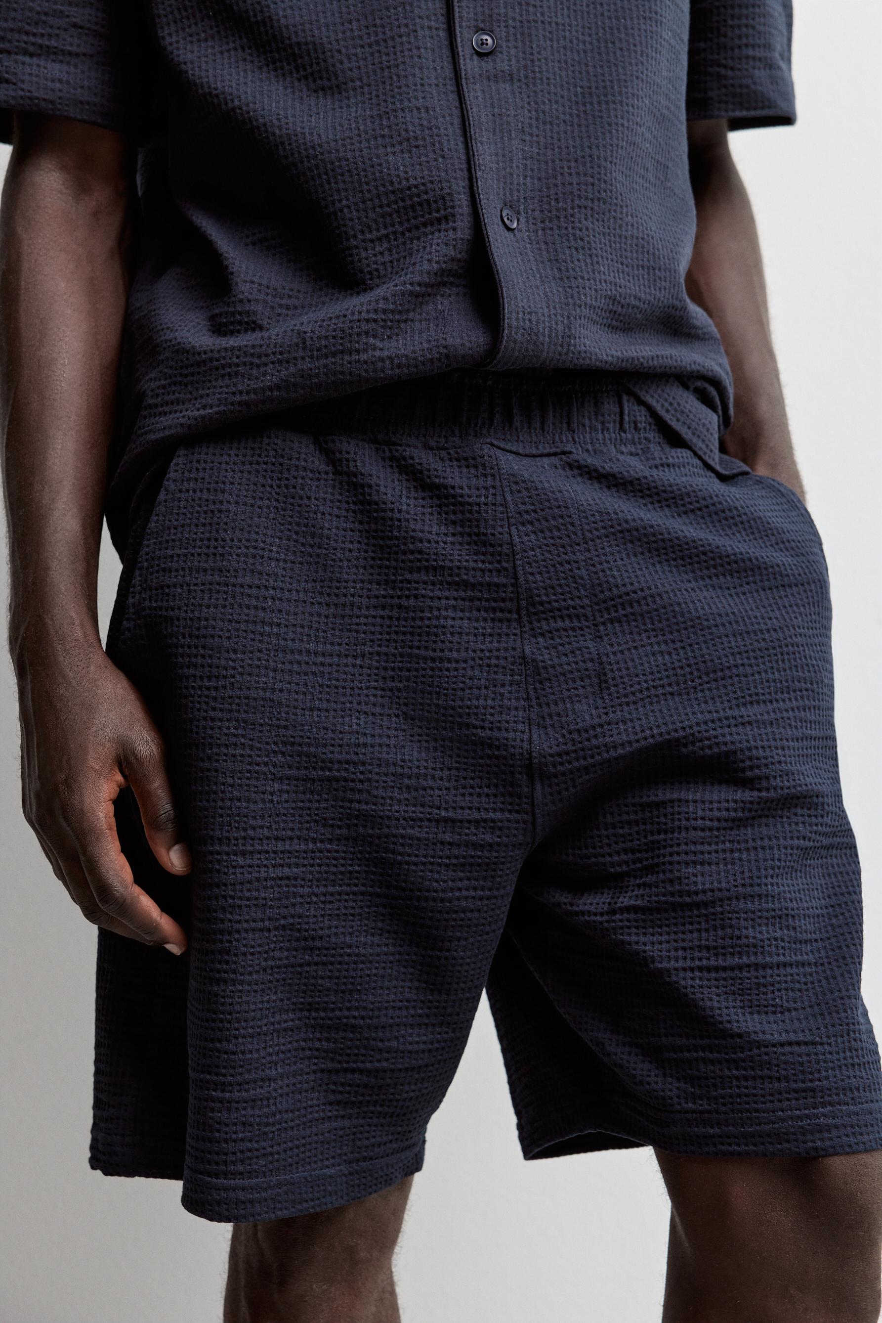 Seersucker Bermuda shorts — NAVY