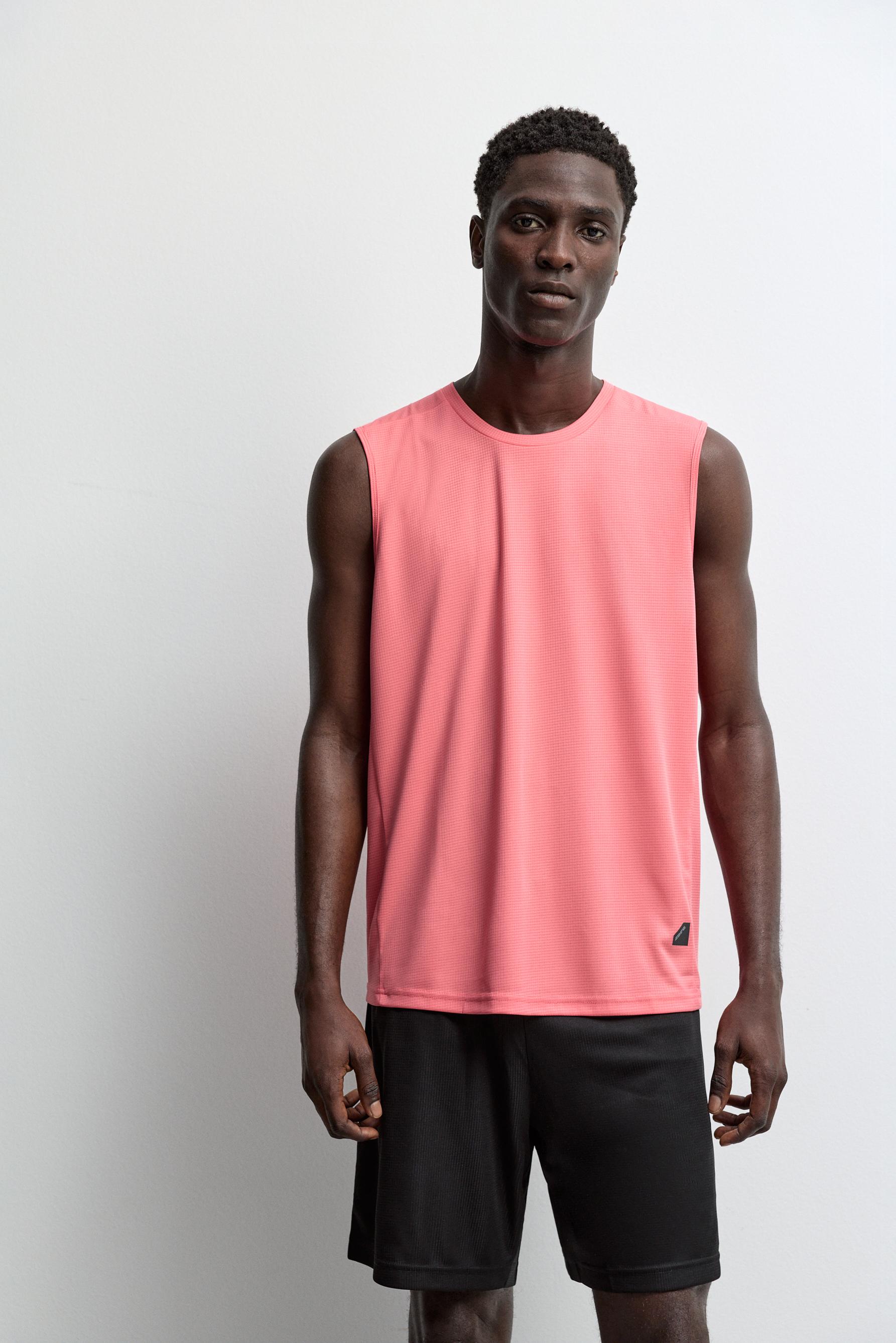Sleeveless sports T-shirt — BUBBLEGUM PINK