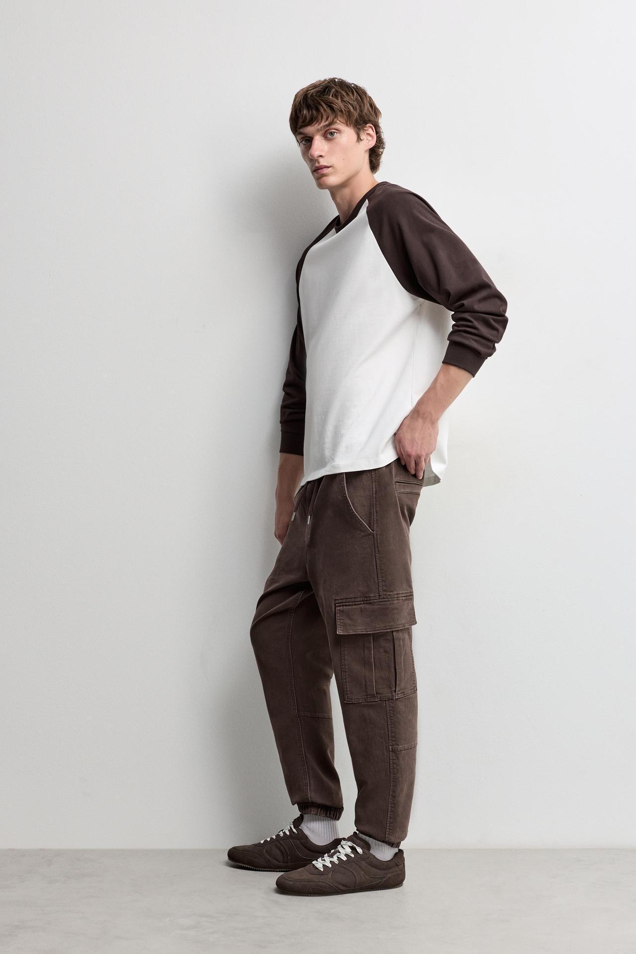 Cargo jogger jeans — DARK BROWN