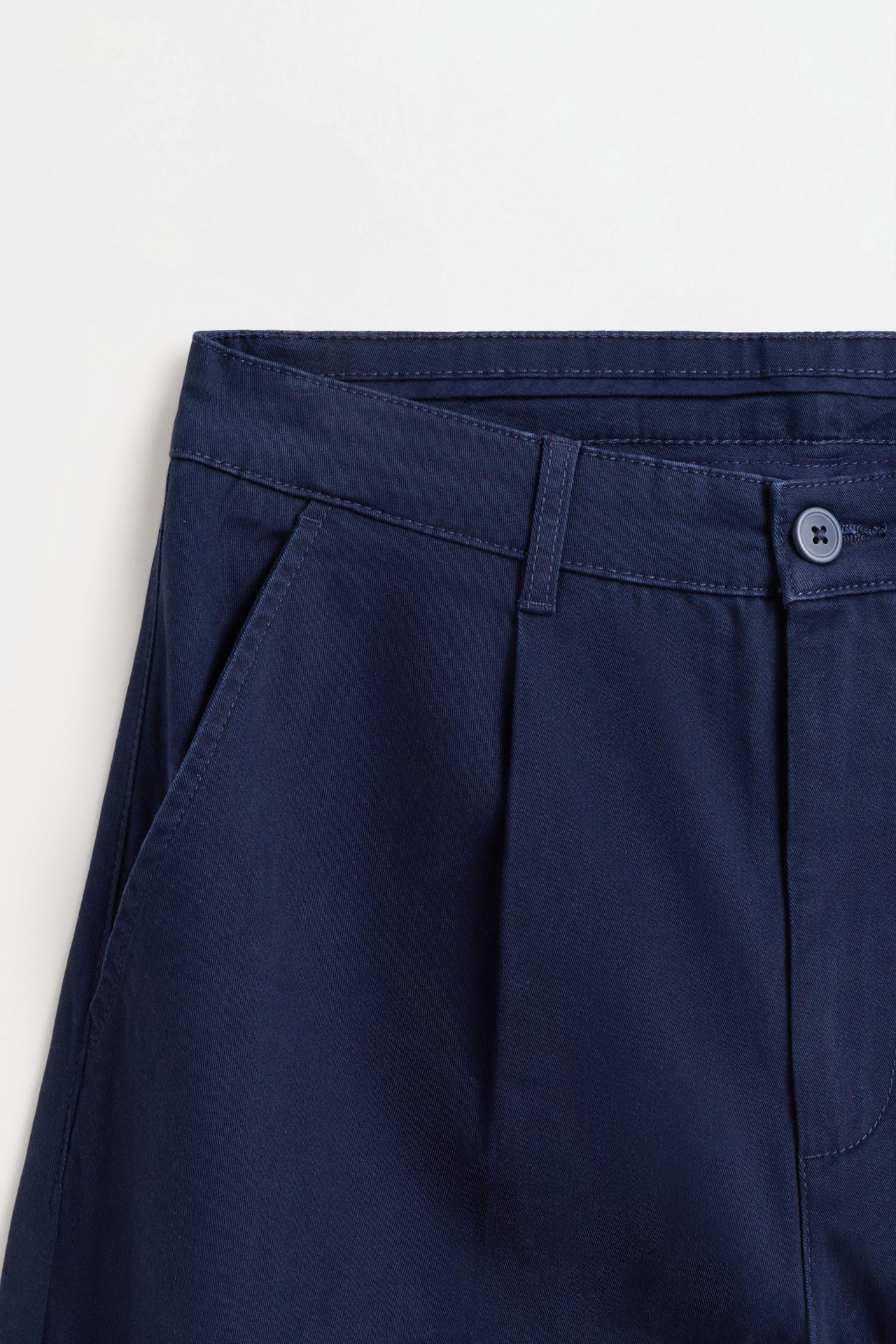Relaxed fit chino trousers — NAVY