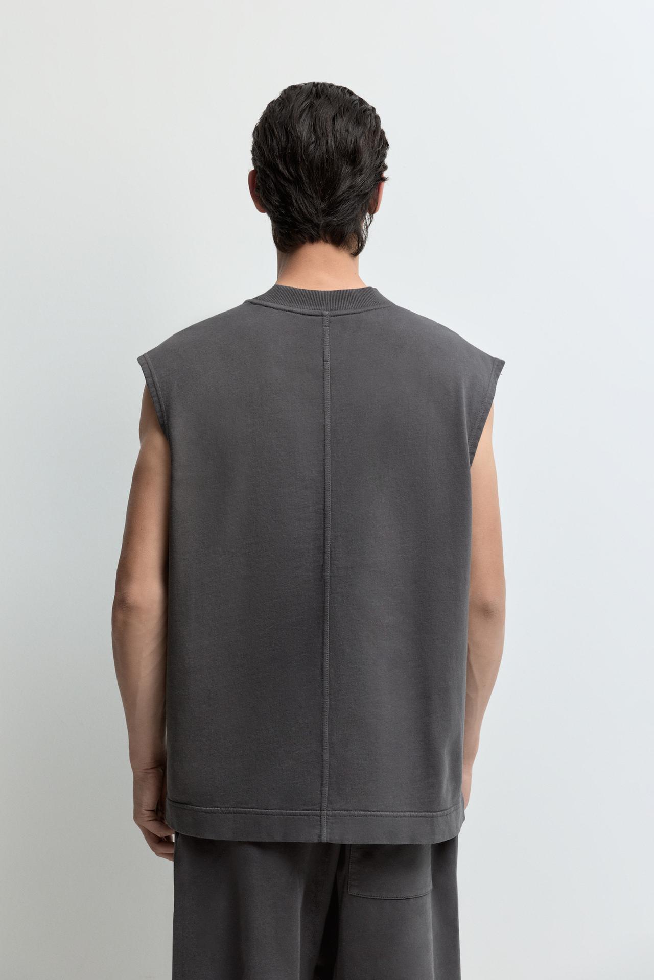 Washed-effect sleeveless sweatshirt — BLACK