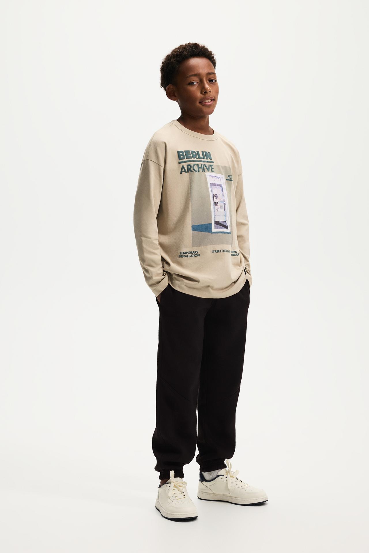 Plush trousers with seam detail — BLACK