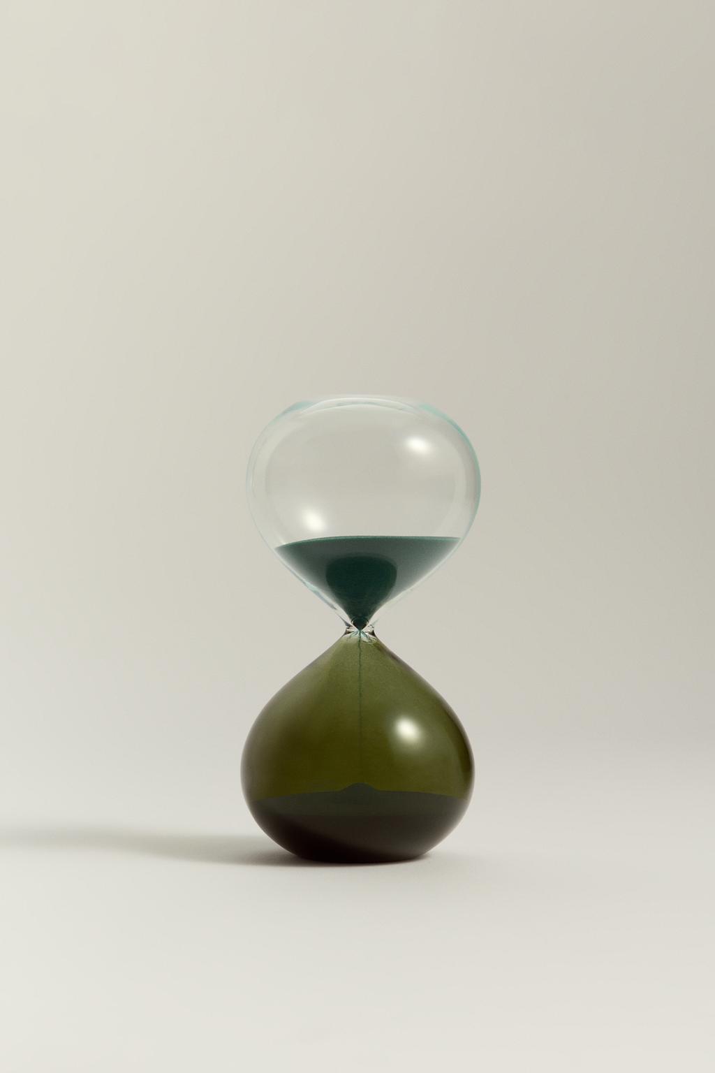 Glass hourglass 18 x 9 cm – Lefties – صورة المنتج