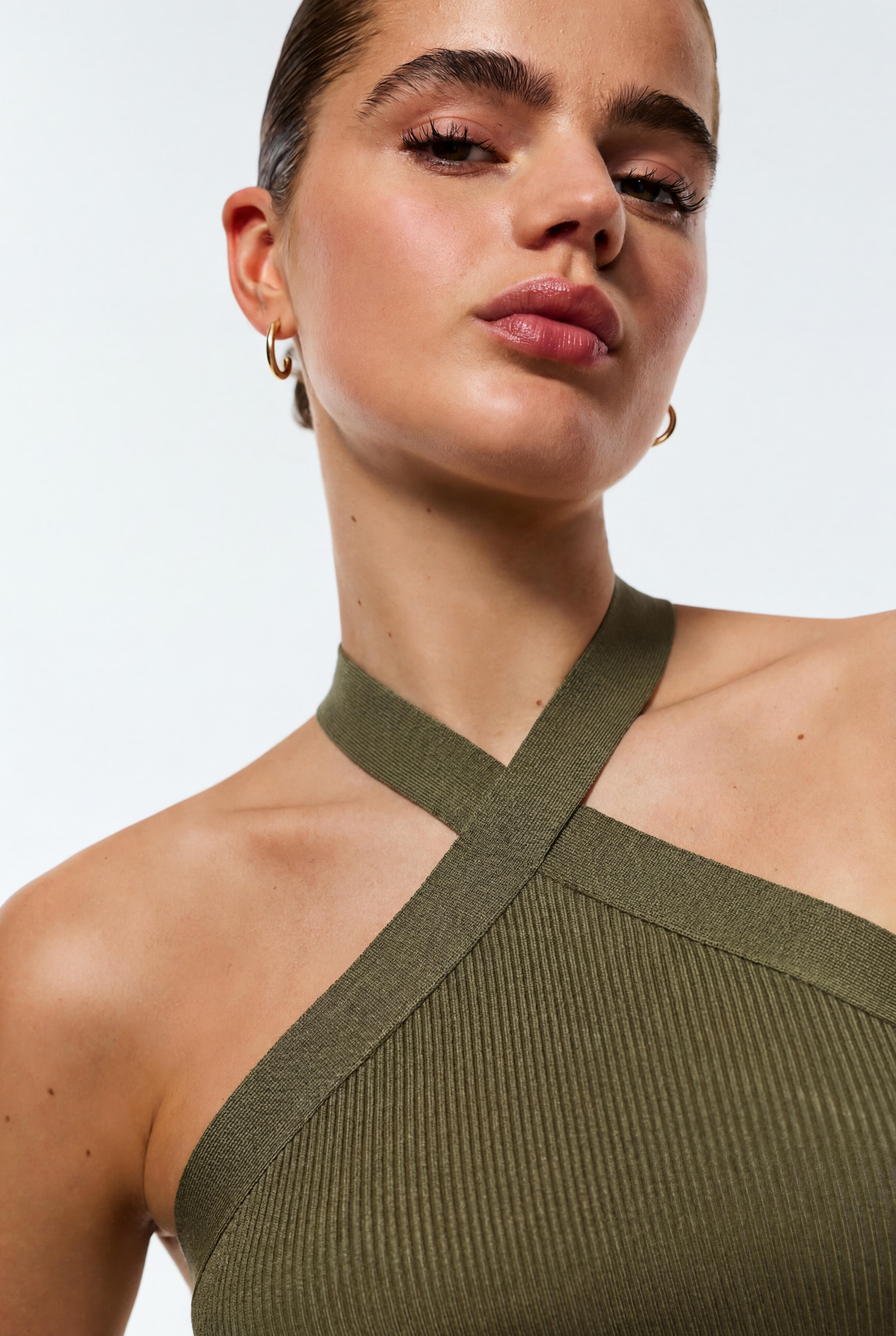 Criss-cross strap knit top — DARK KHAKI