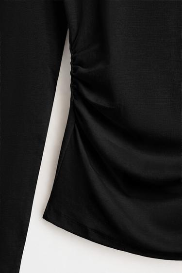 Boat-neck T-shirt with gathering — BLACK 7