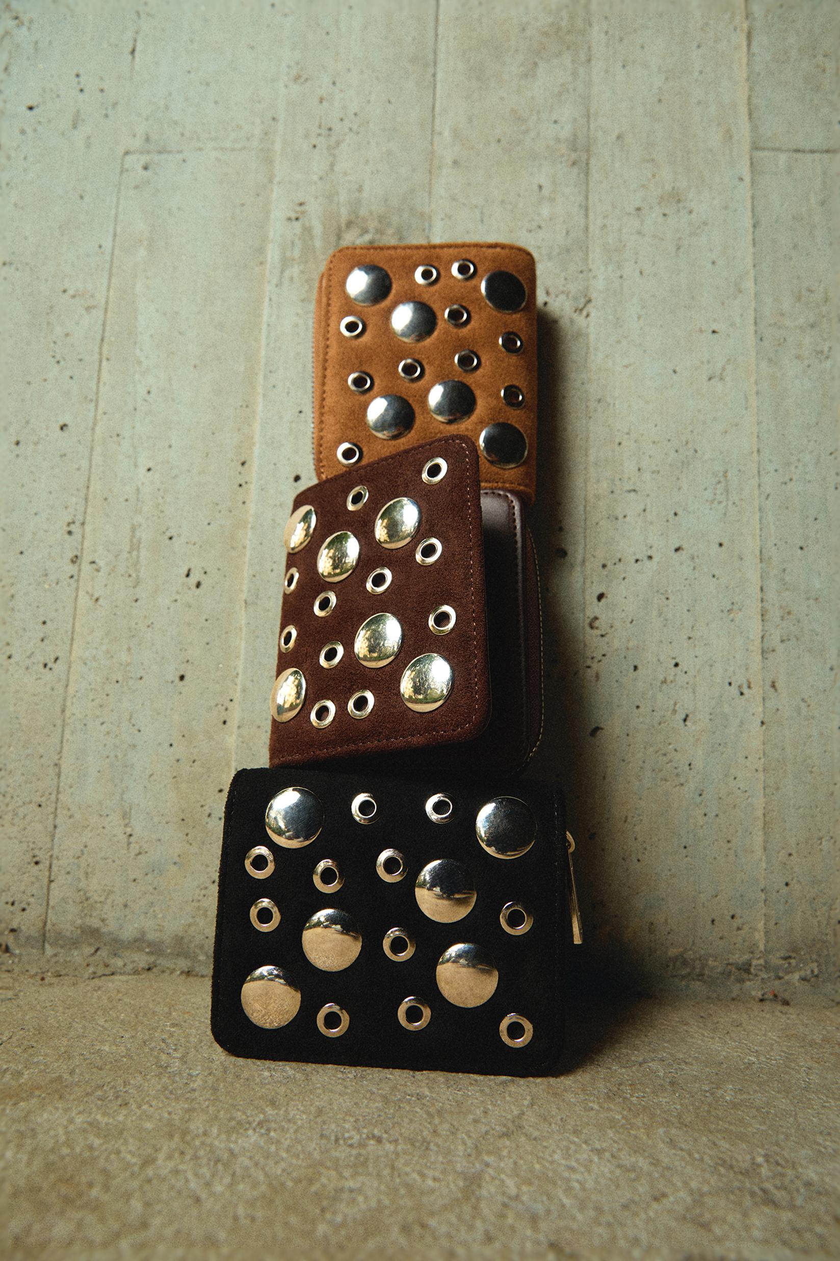 Studded wallet — BLACK