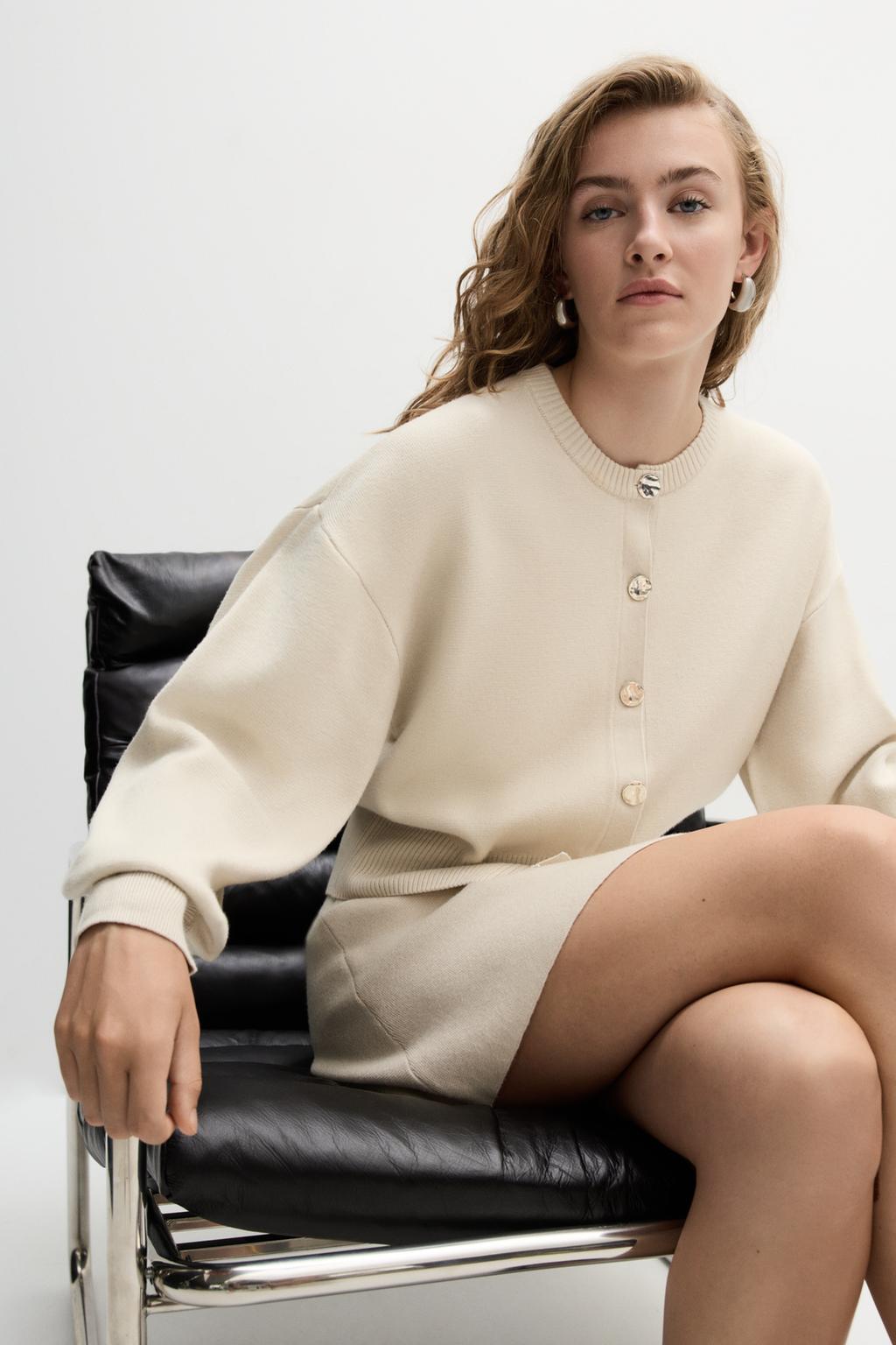 Knit jacket with buttons
