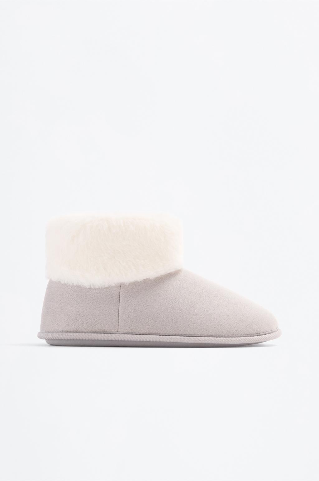 Ankle house slipper