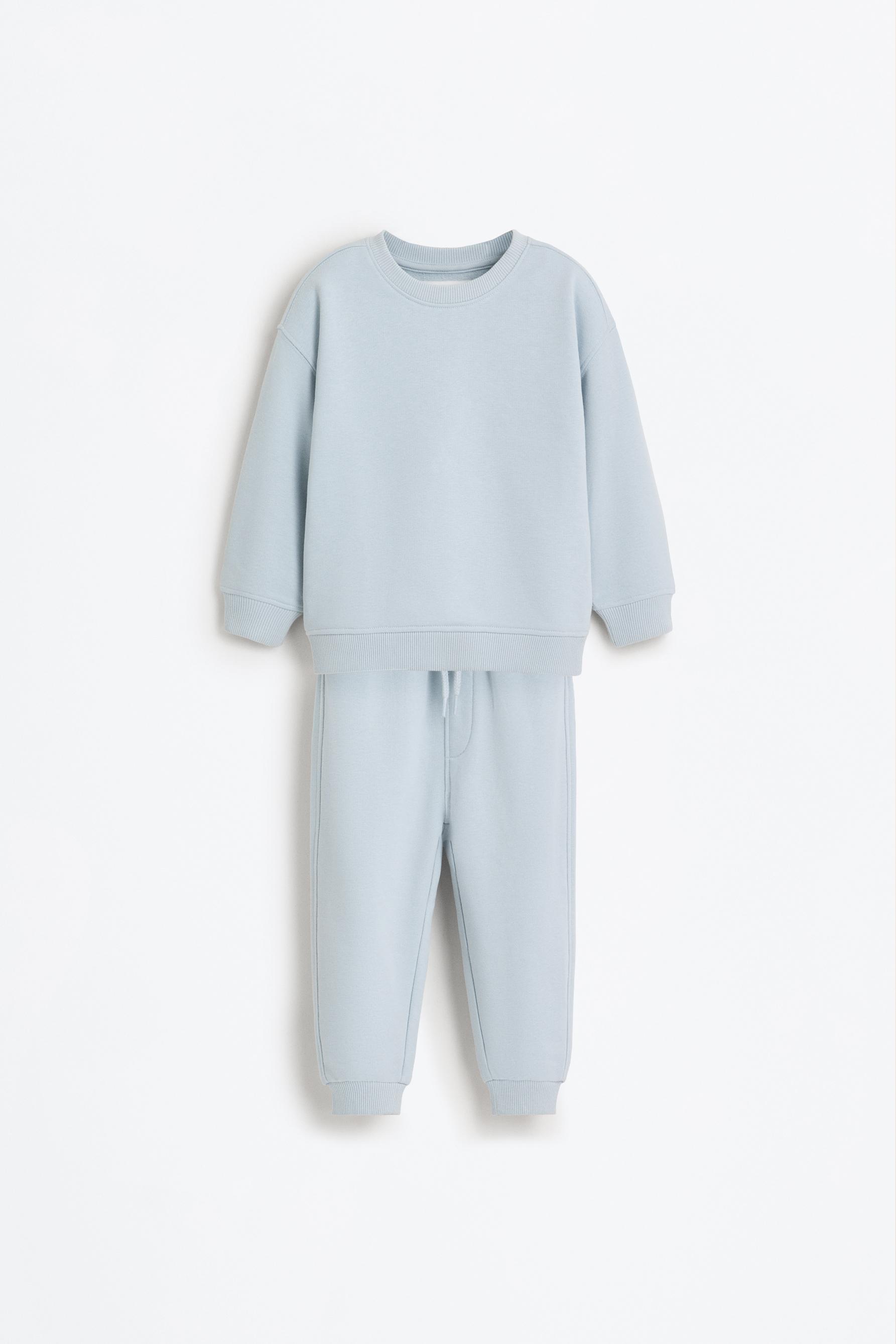 Set sudadera y pantalón jogger básico